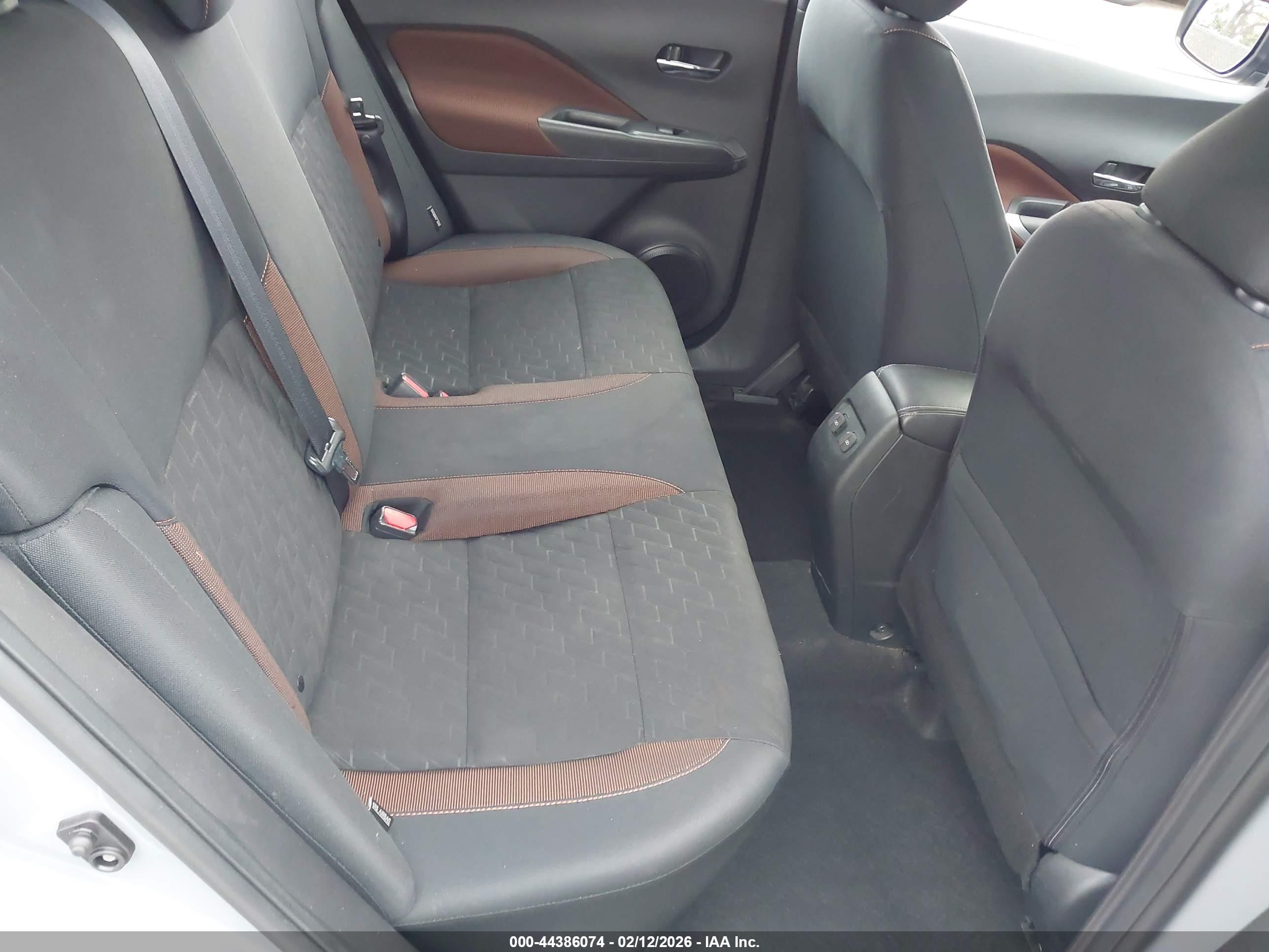 NISSAN KICKS image 8