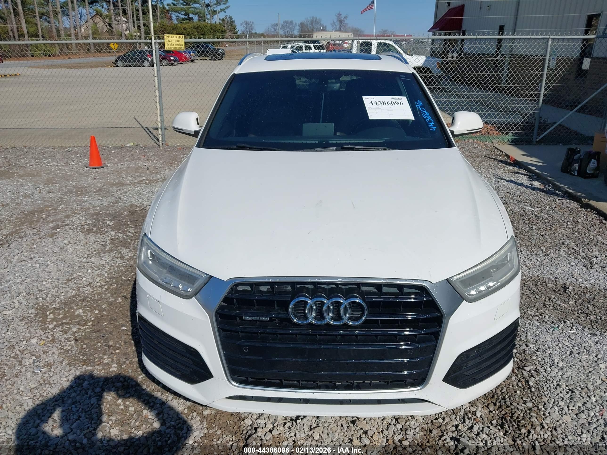 AUDI Q3 image 6