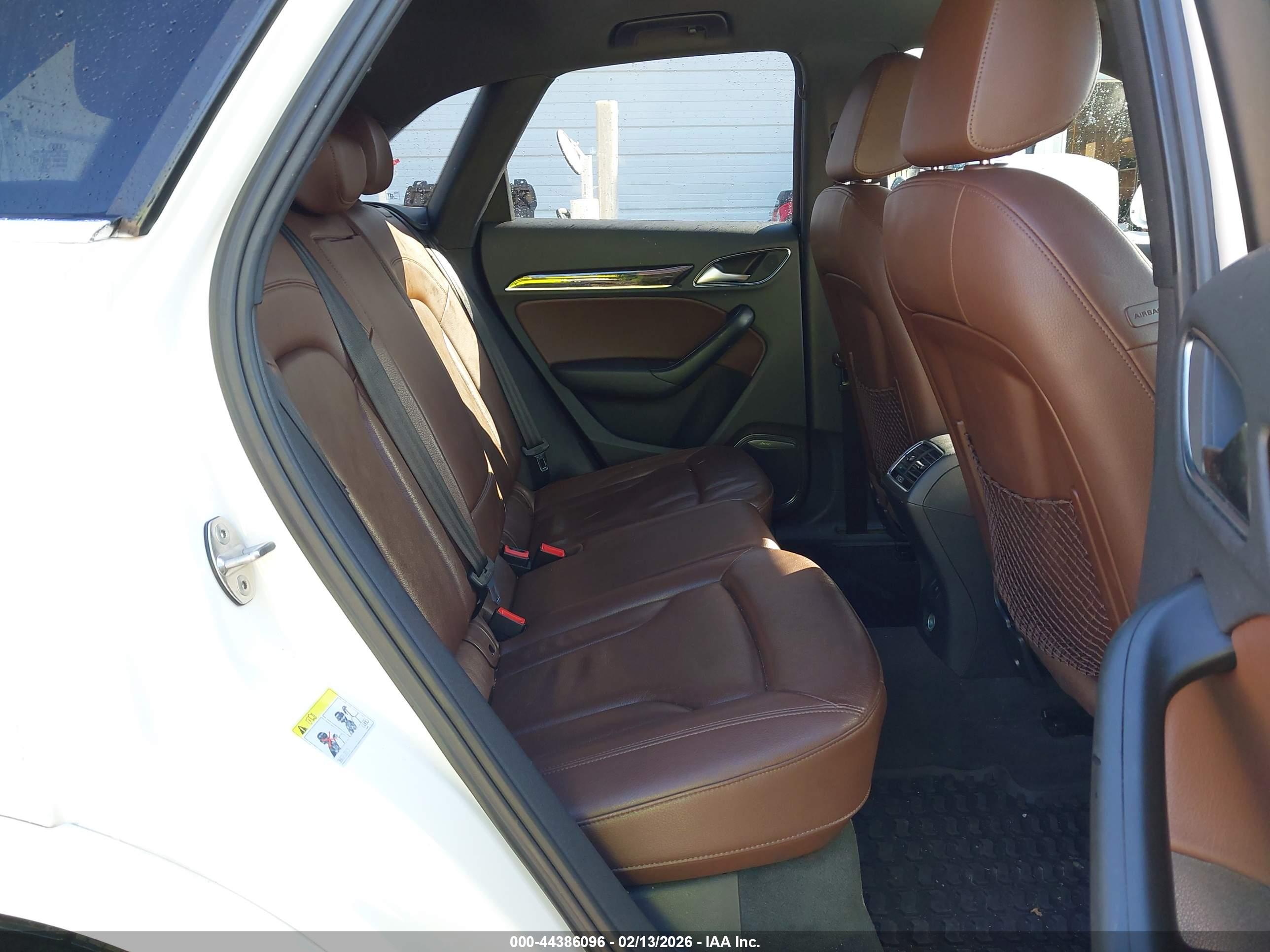 AUDI Q3 image 8