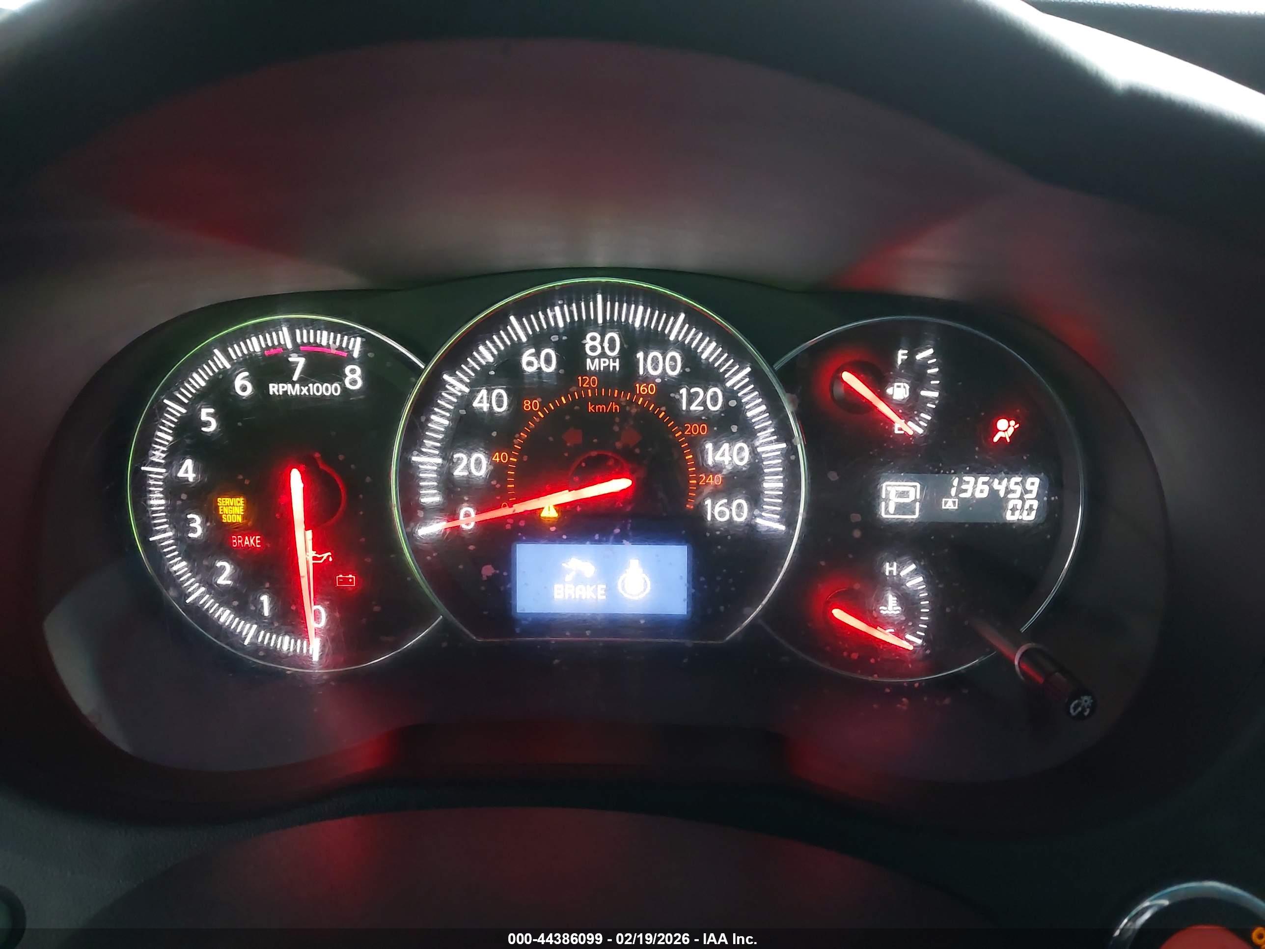 NISSAN MAXIMA image 7