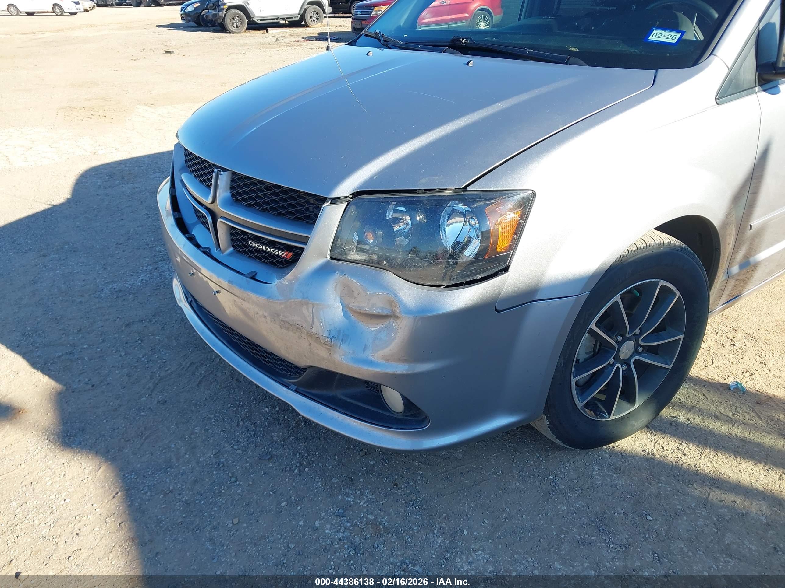 DODGE GRAND image 6