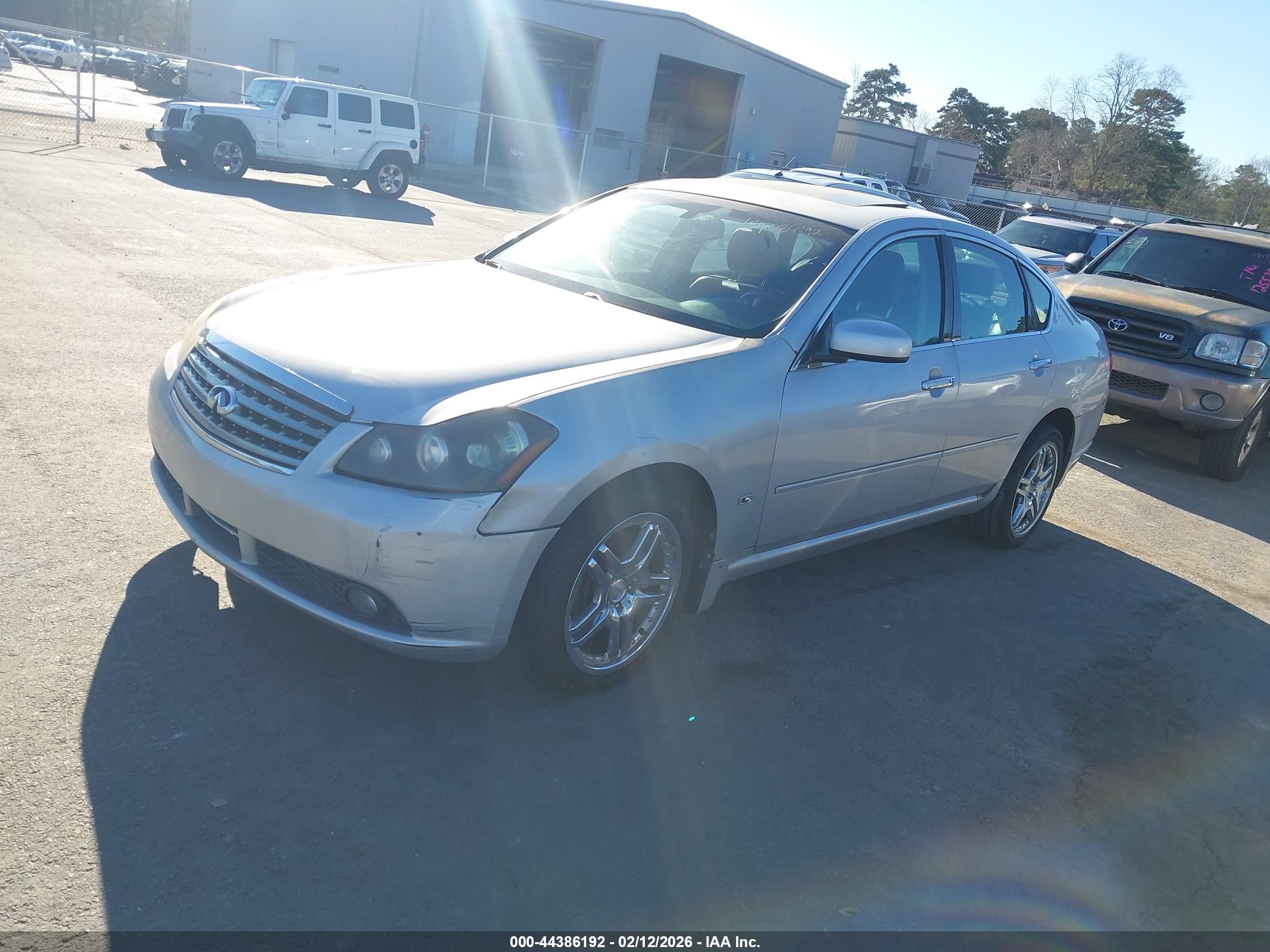 INFINITI M35X image 2