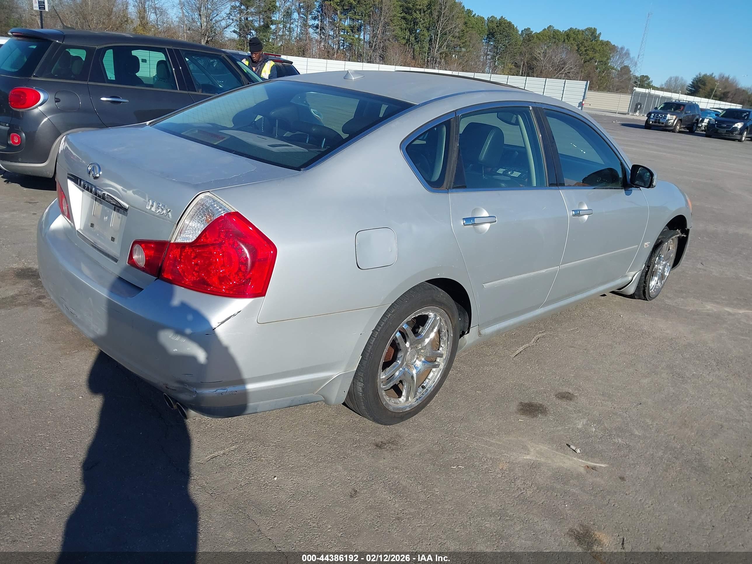 INFINITI M35X image 4