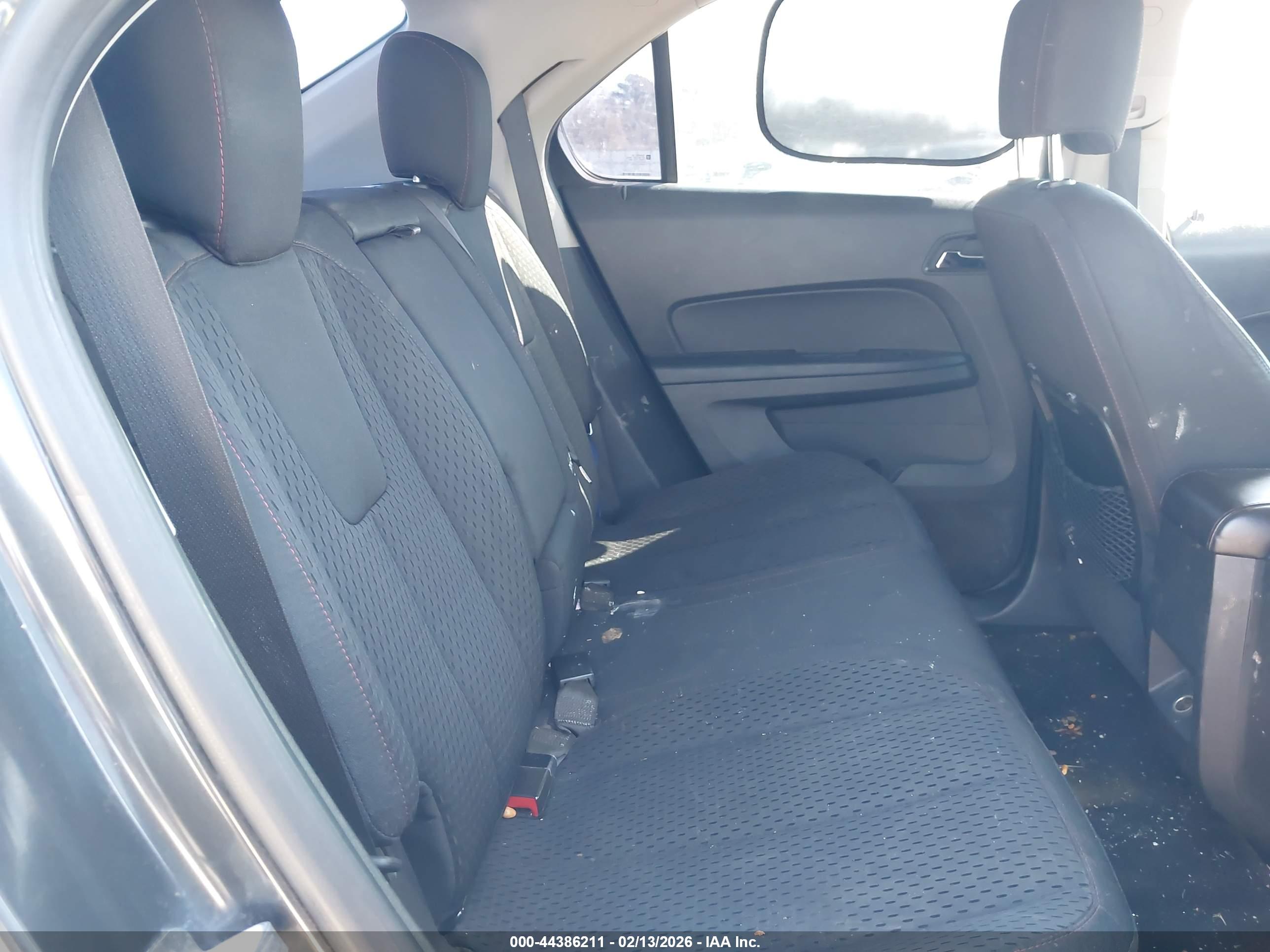 CHEVROLET EQUINOX image 8