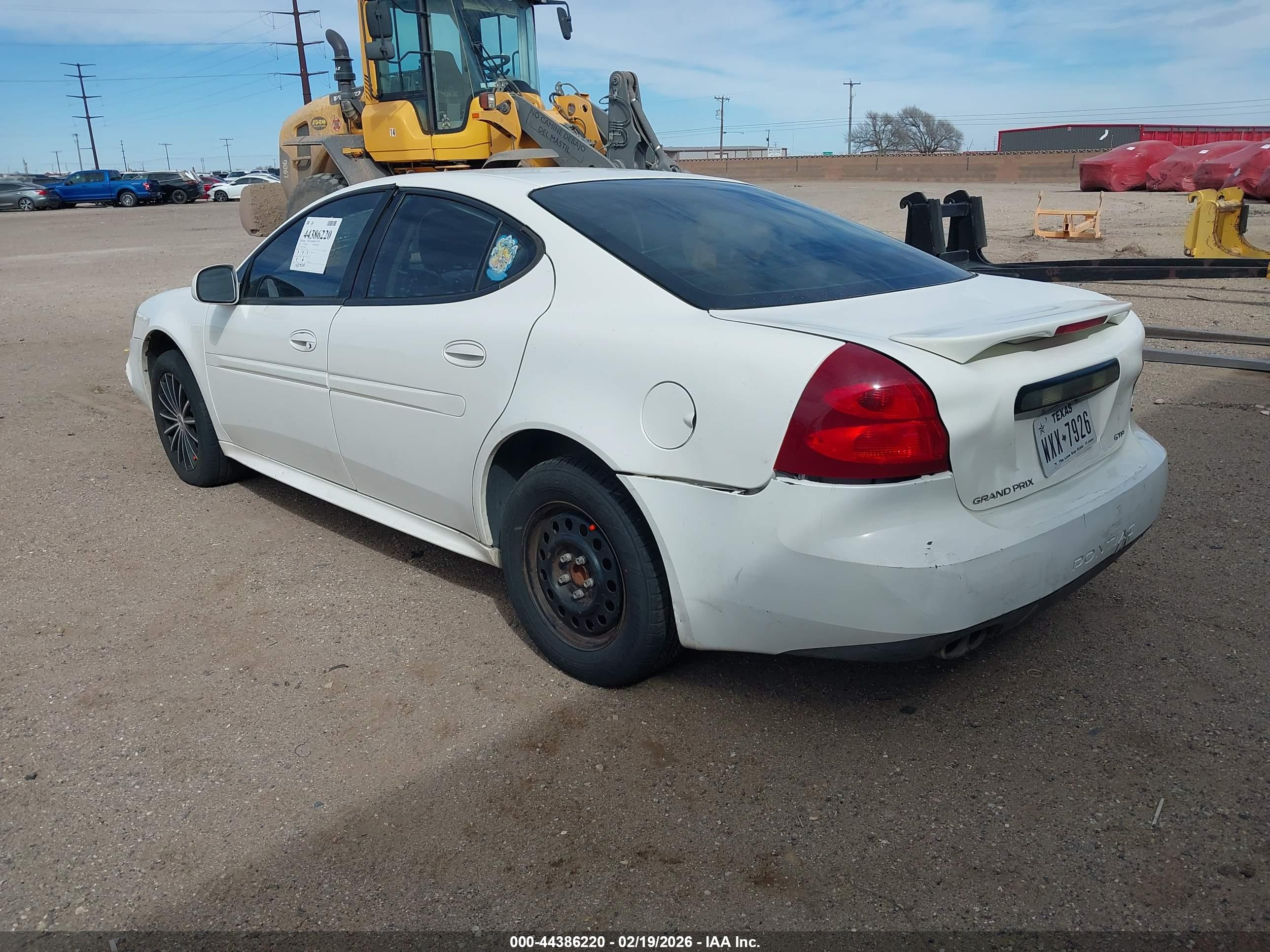 PONTIAC GRAND image 3