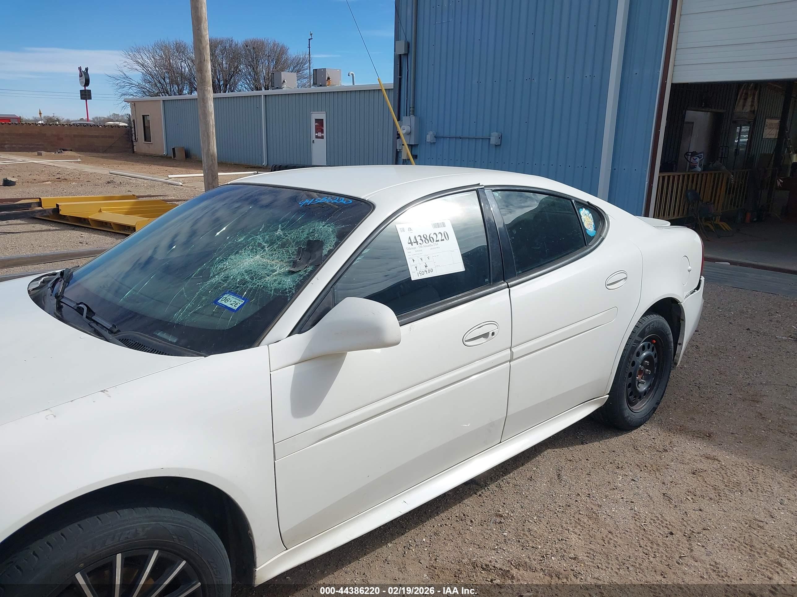 PONTIAC GRAND image 6