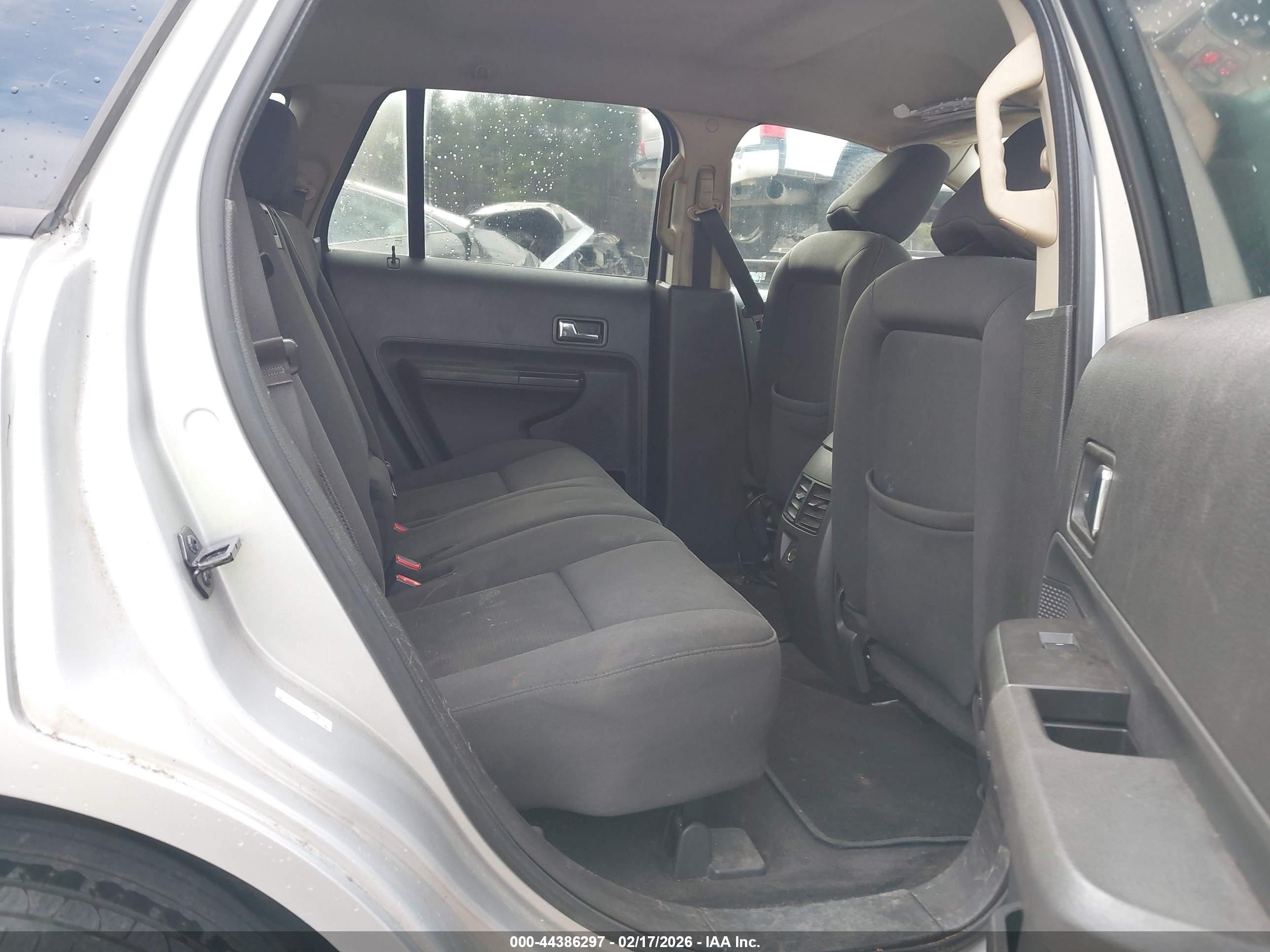 FORD EDGE image 8