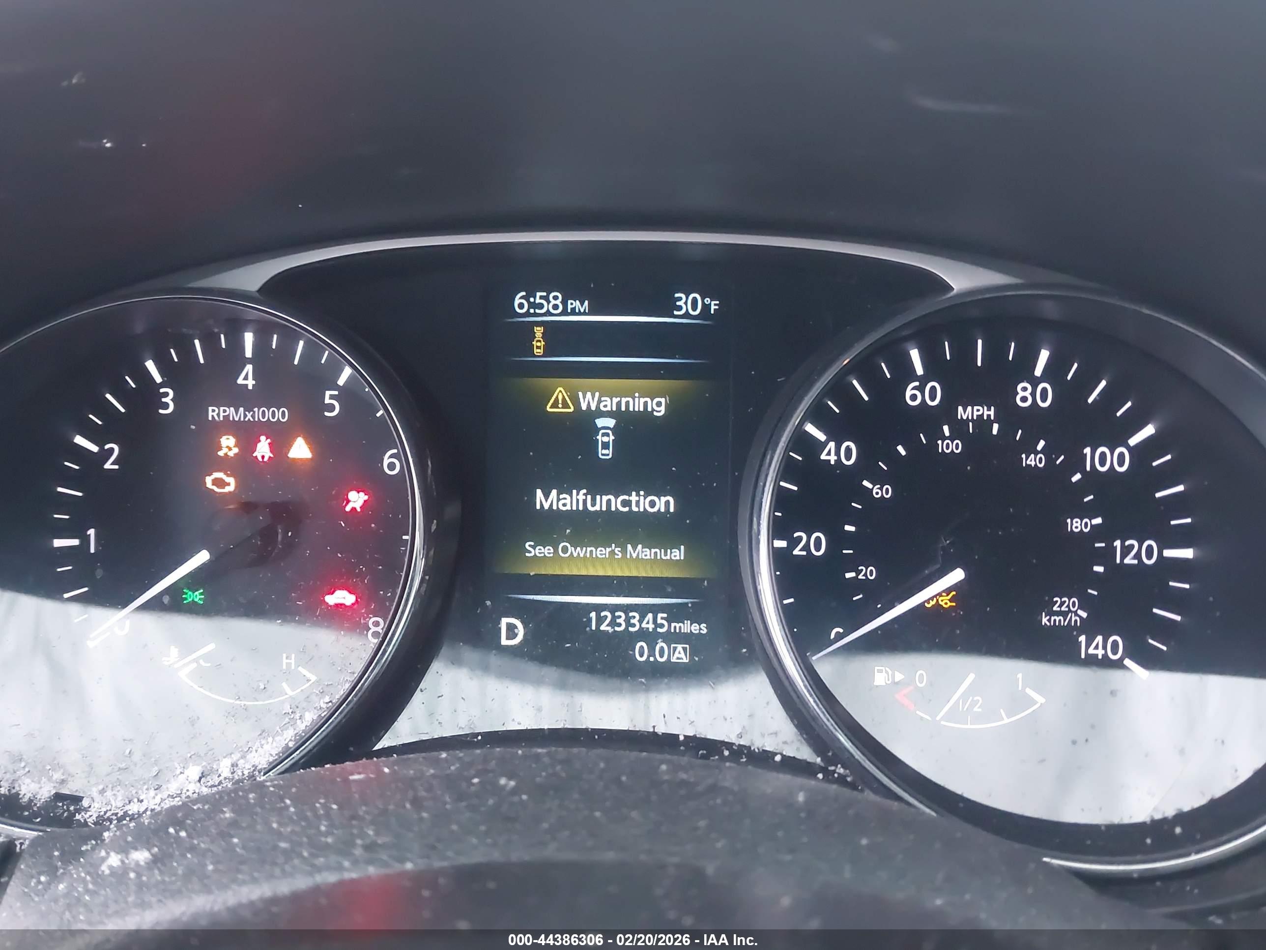 NISSAN ROGUE image 7