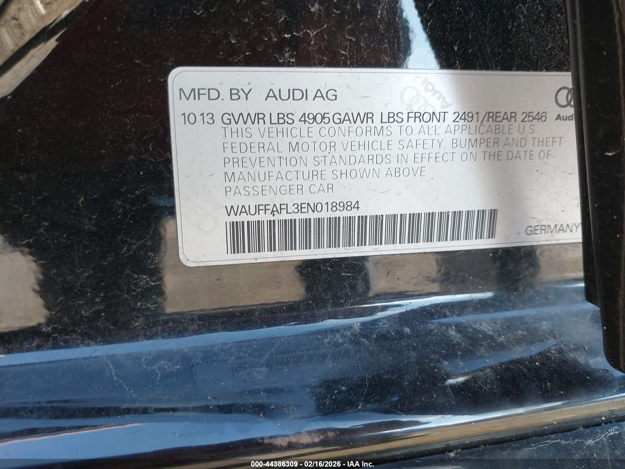 AUDI A4 image 9