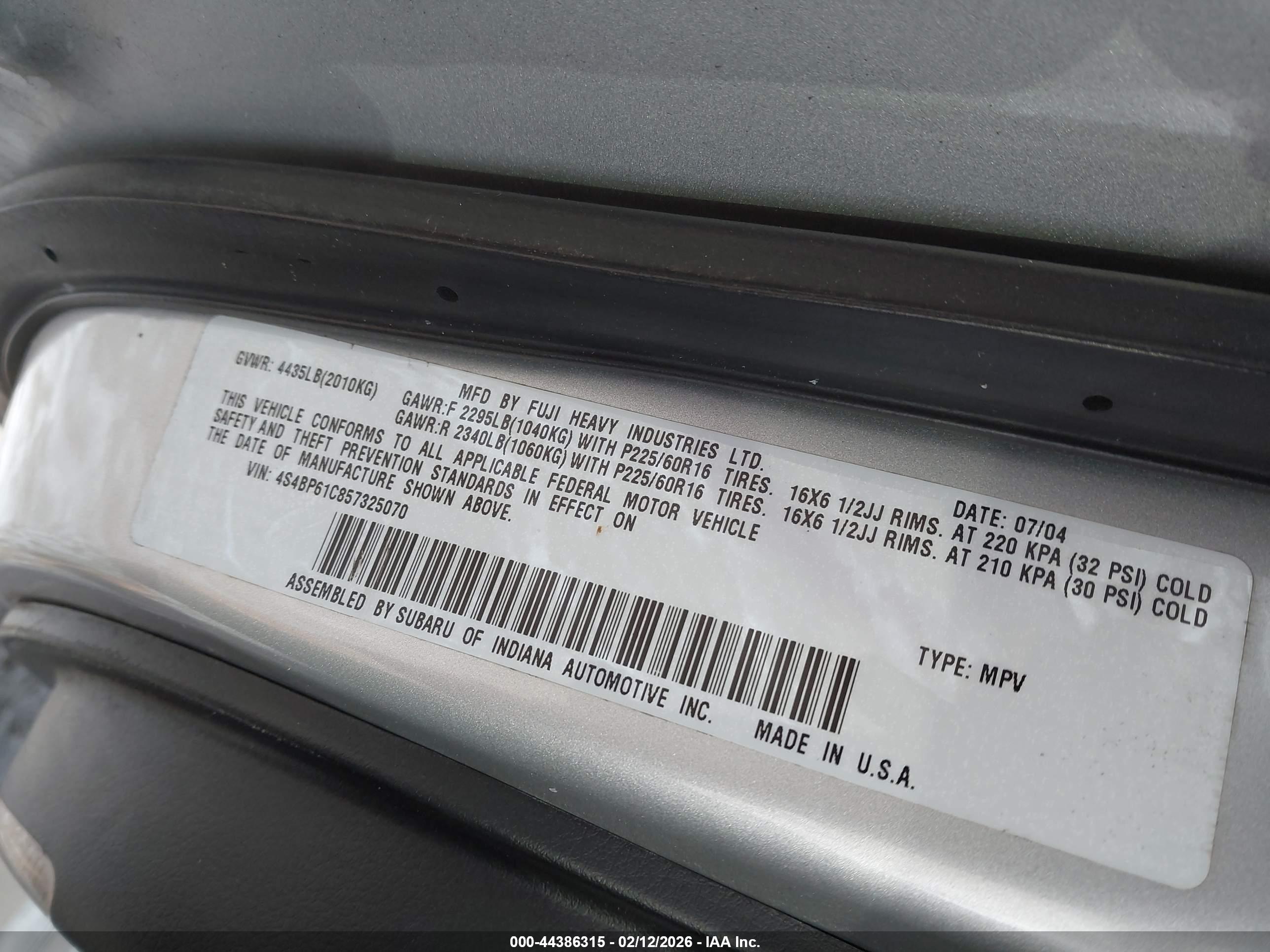 SUBARU OUTBACK image 9
