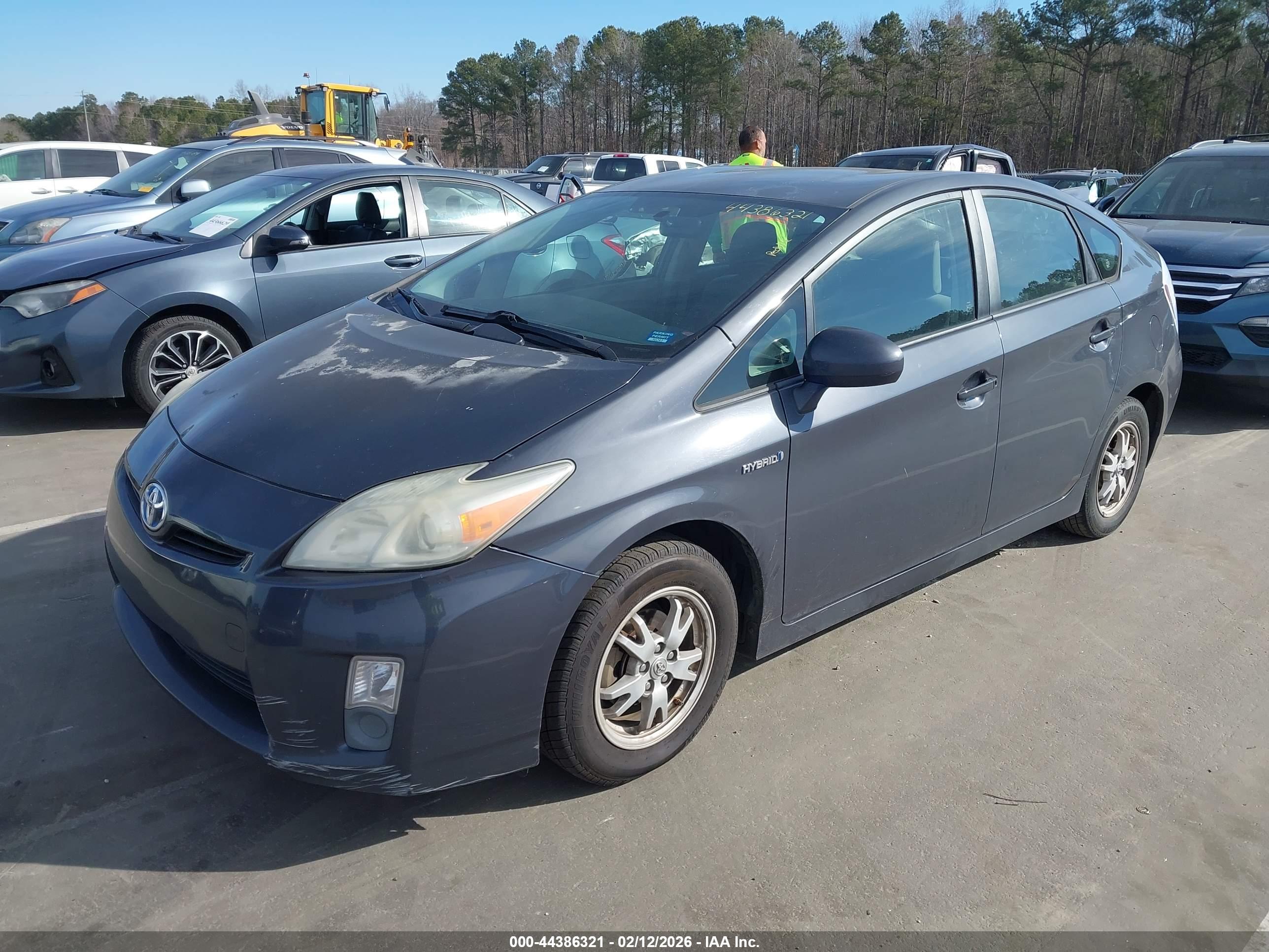 TOYOTA PRIUS image 2