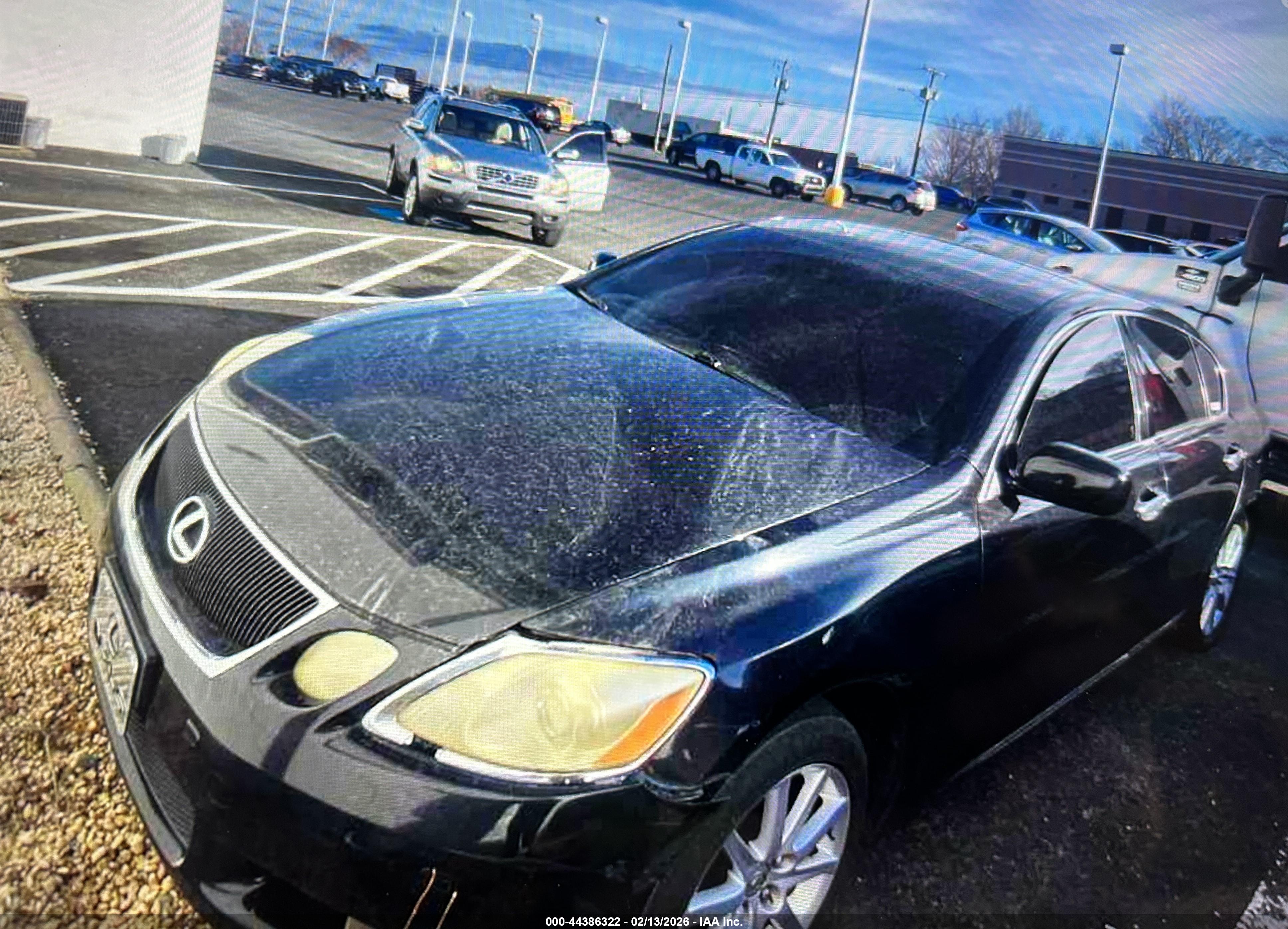LEXUS GS image 2