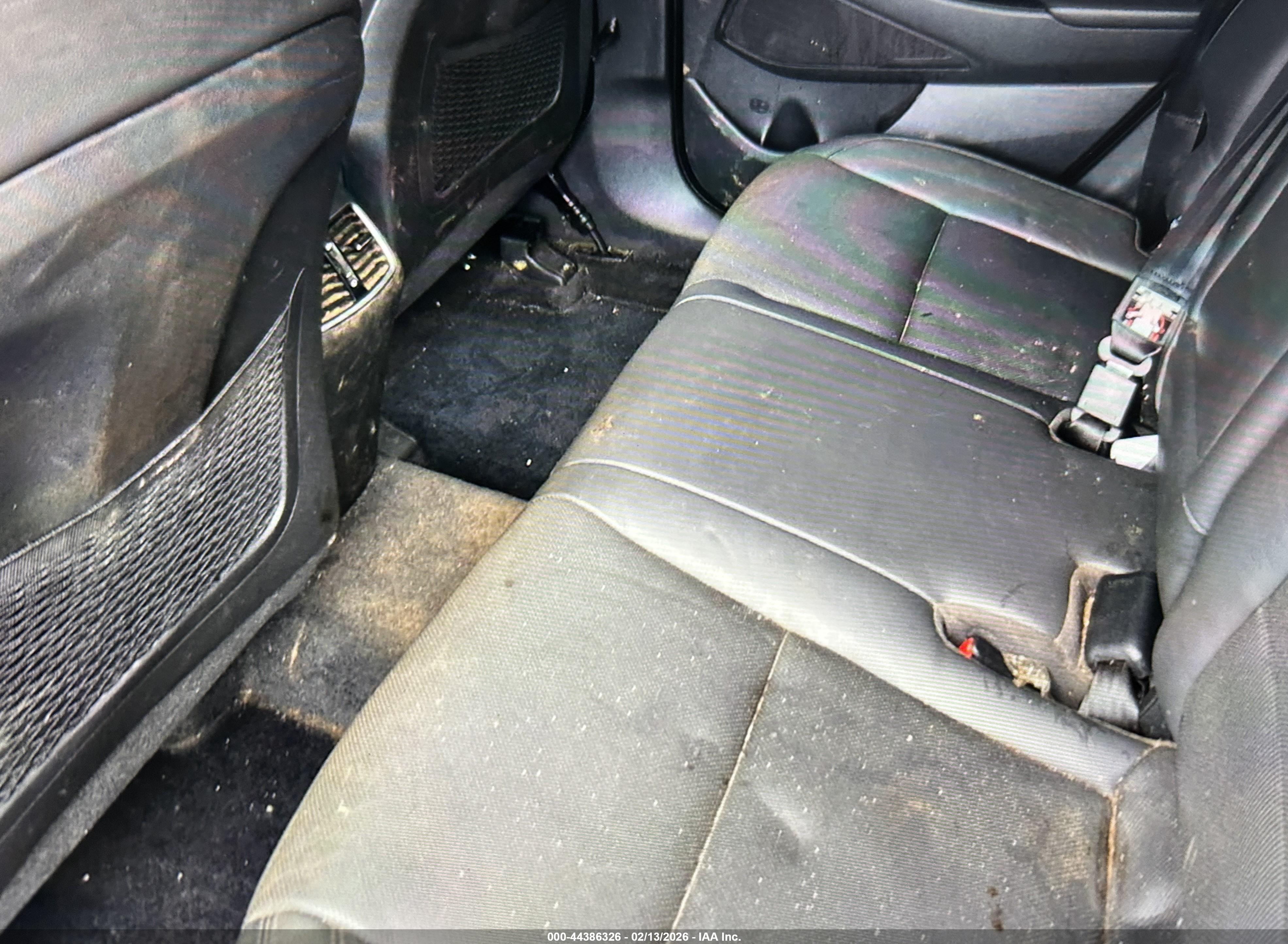 HYUNDAI TUCSON image 8