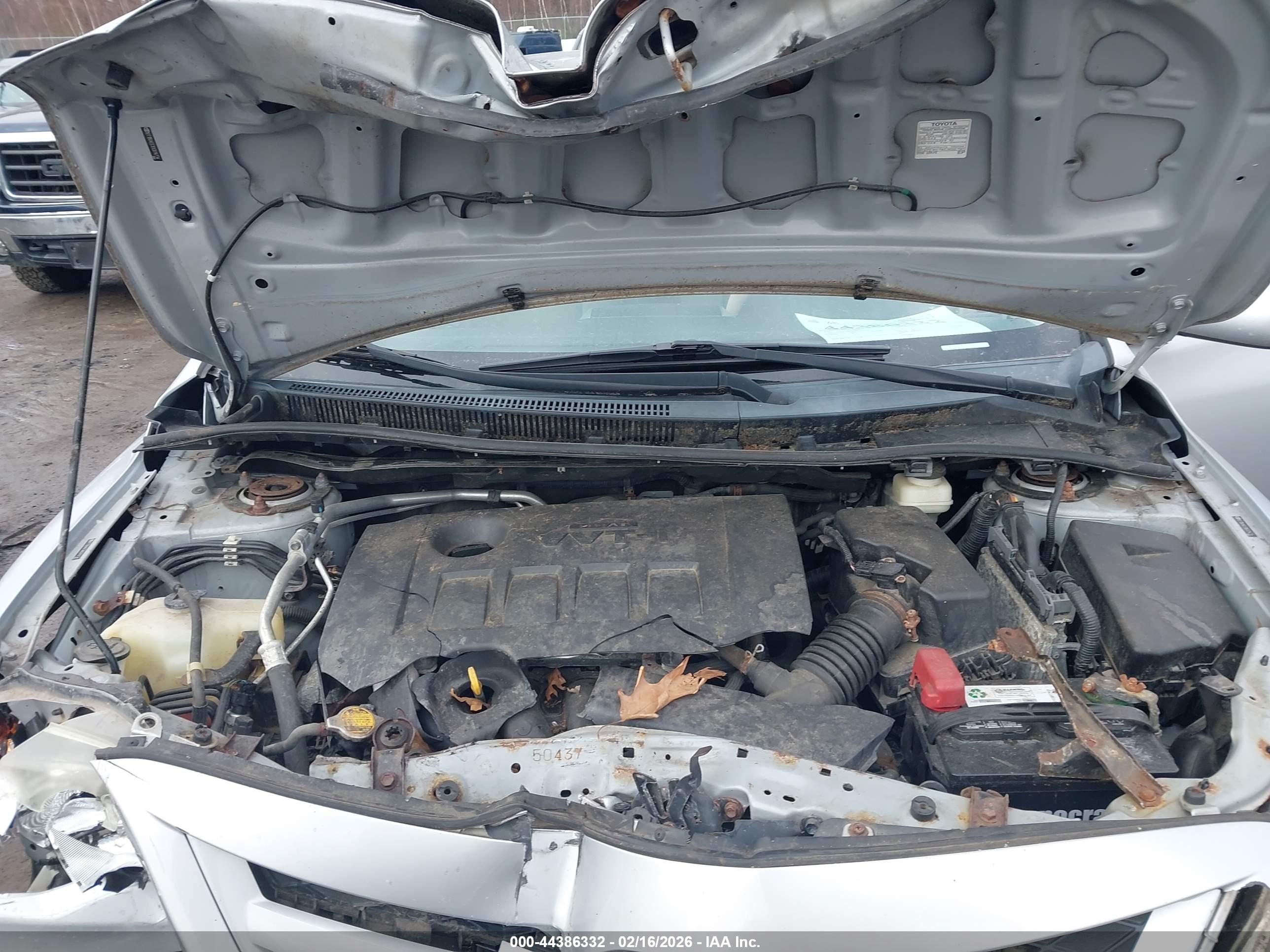 TOYOTA COROLLA image 10