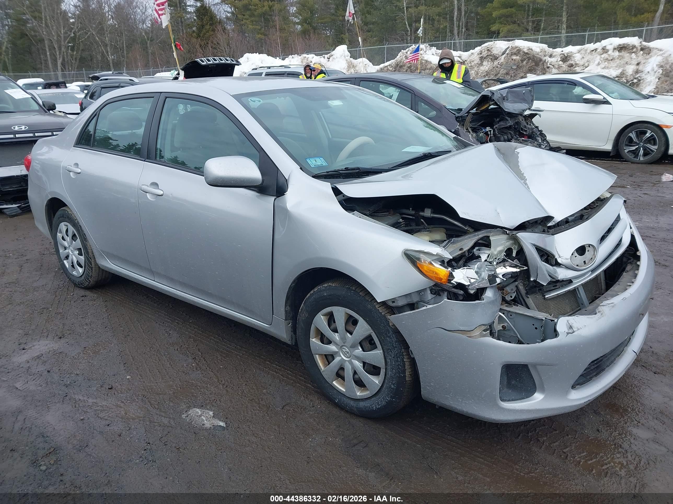 TOYOTA COROLLA image 3