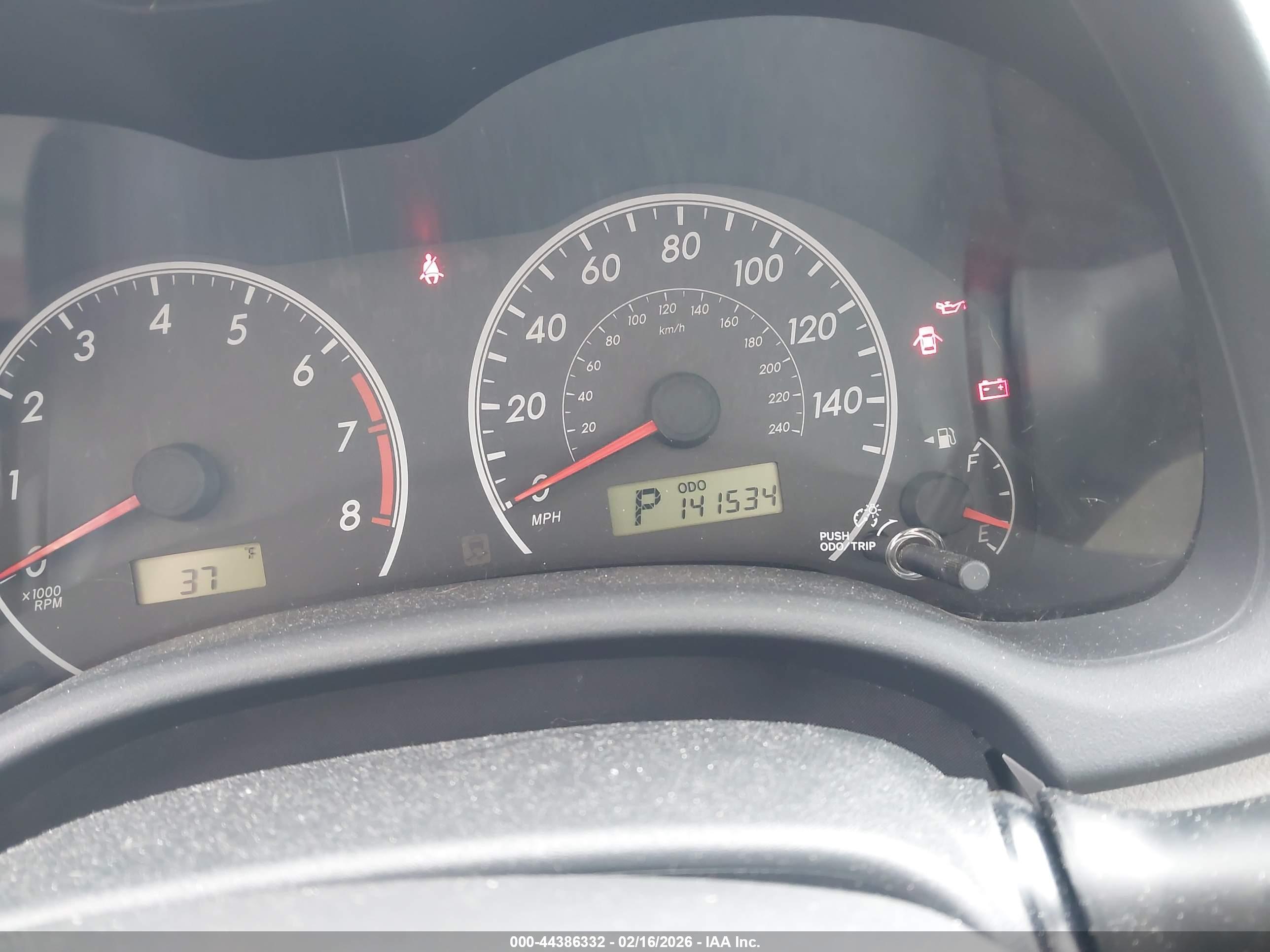 TOYOTA COROLLA image 7
