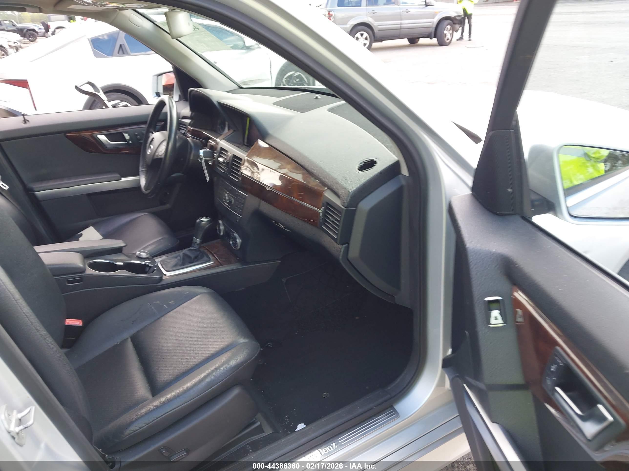 MERCEDES-BENZ GLK image 5