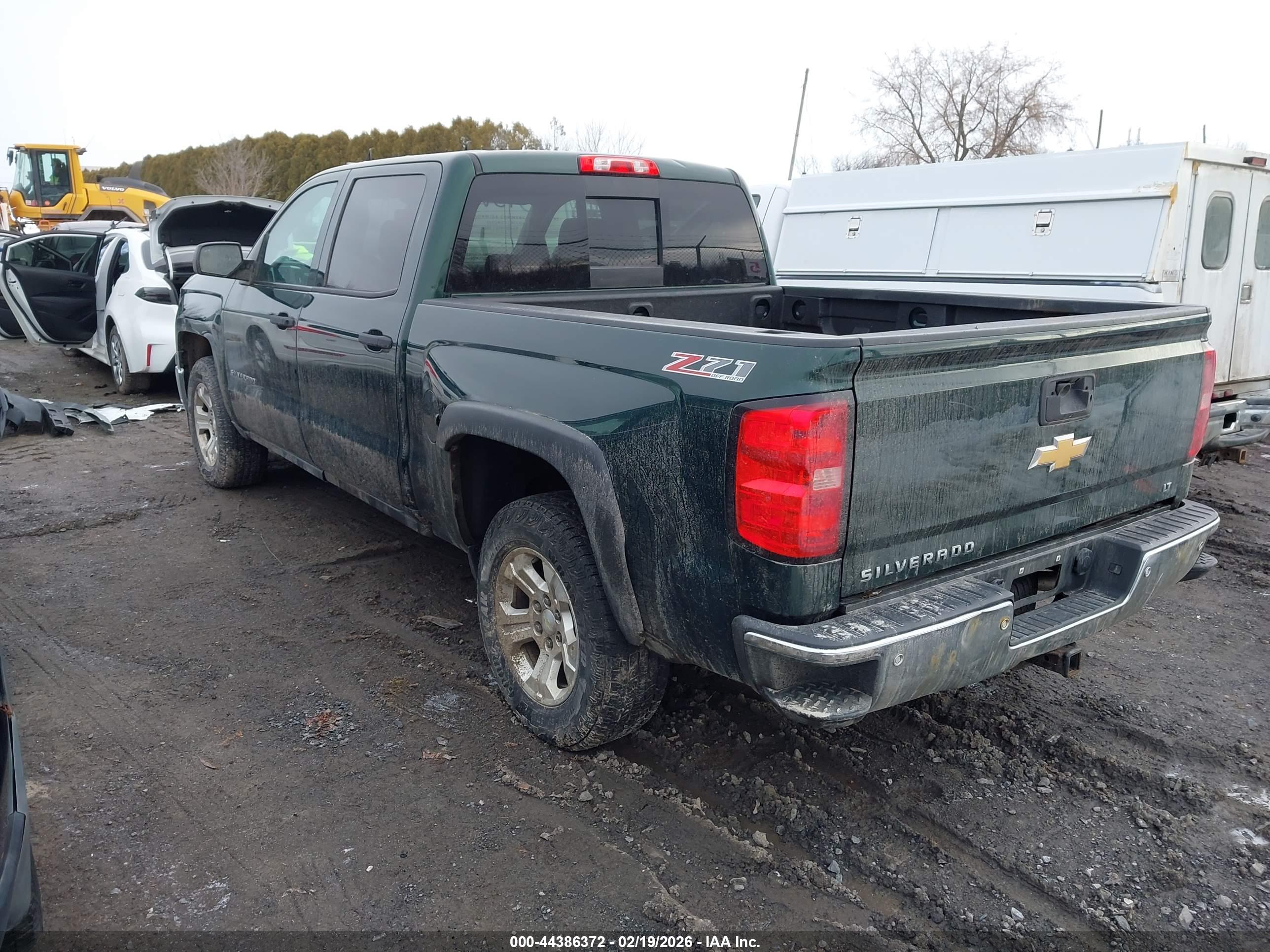 CHEVROLET SILVERADO image 3