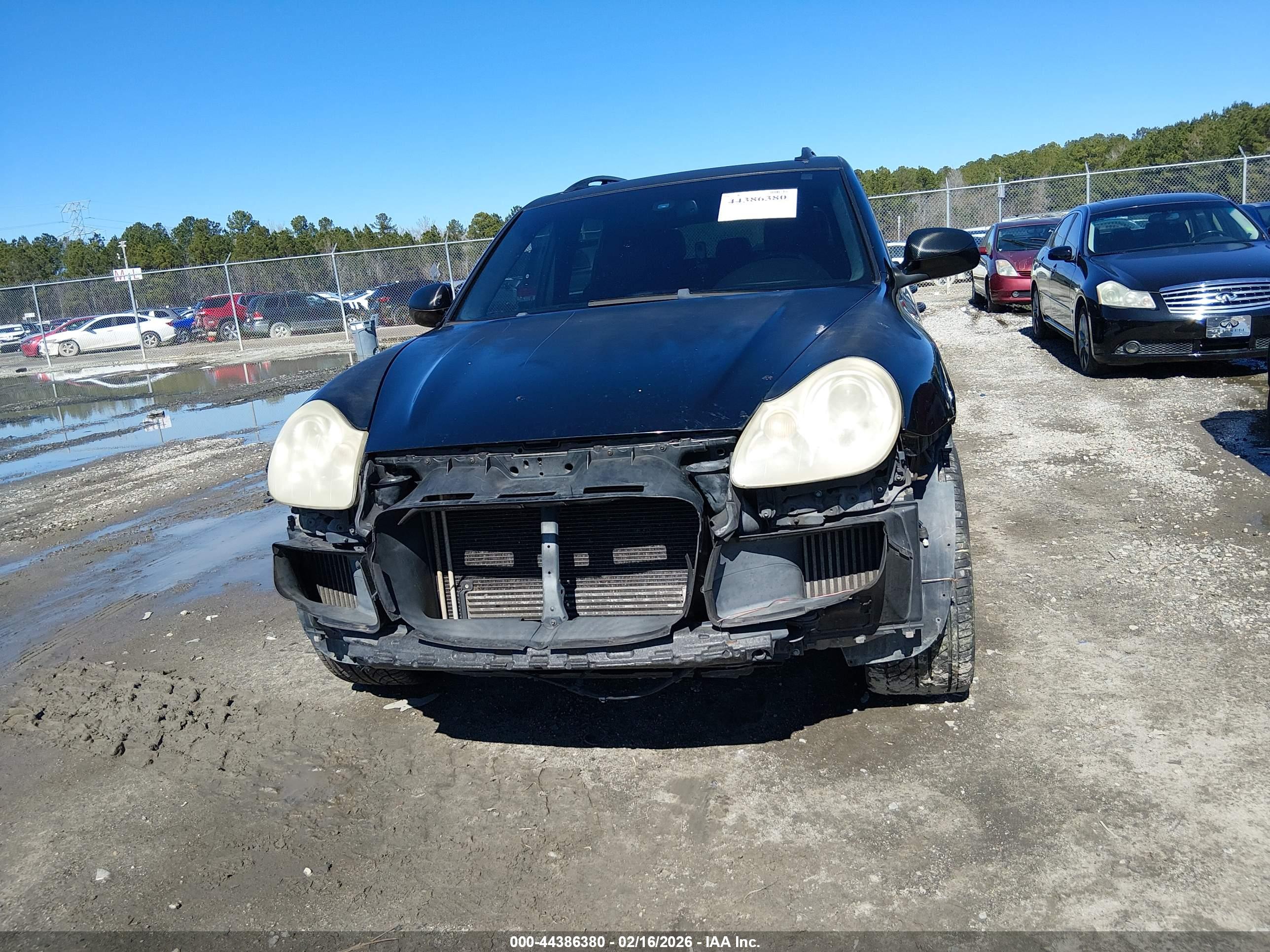 PORSCHE CAYENNE image 6