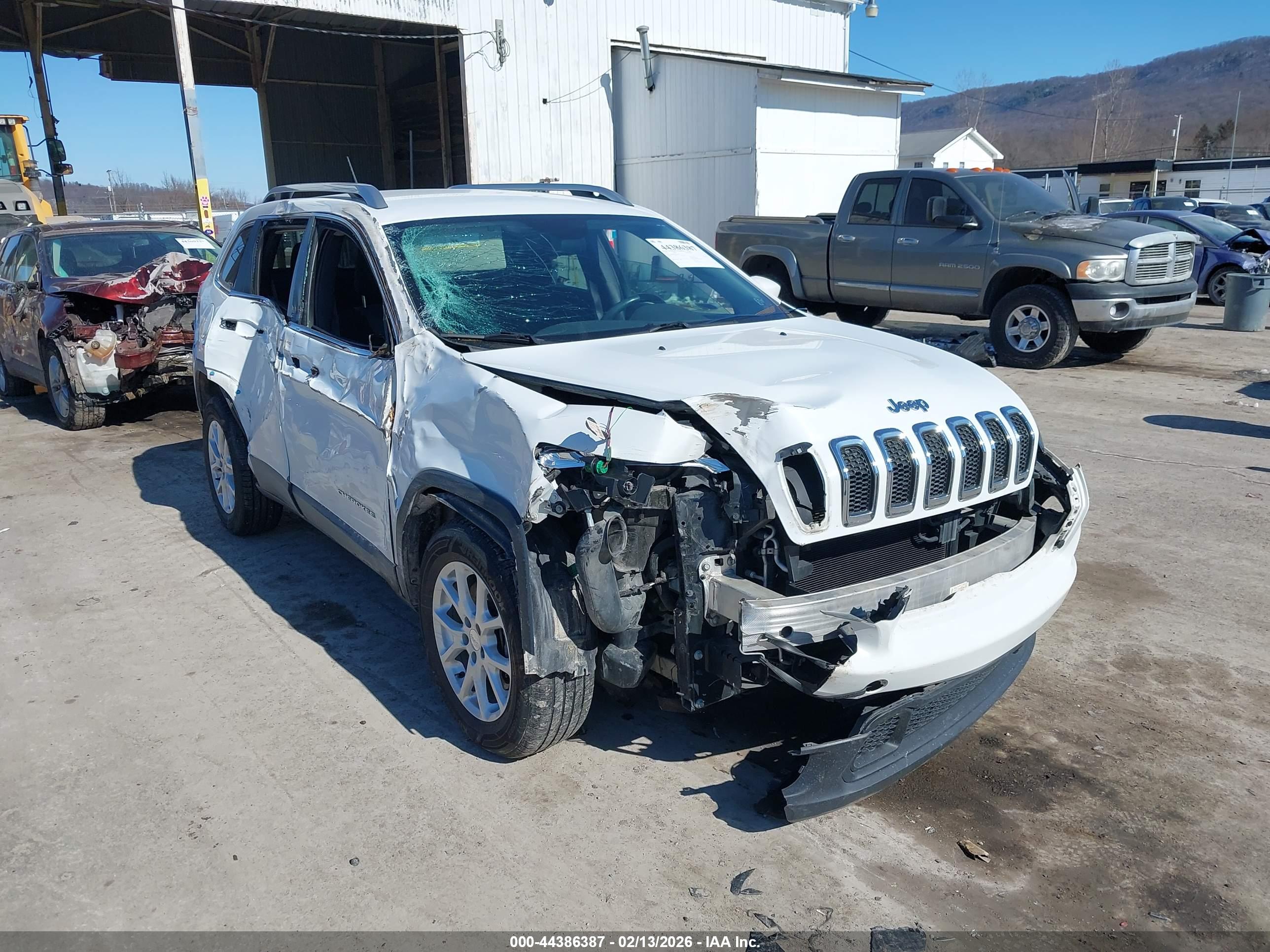 JEEP CHEROKEE image 6