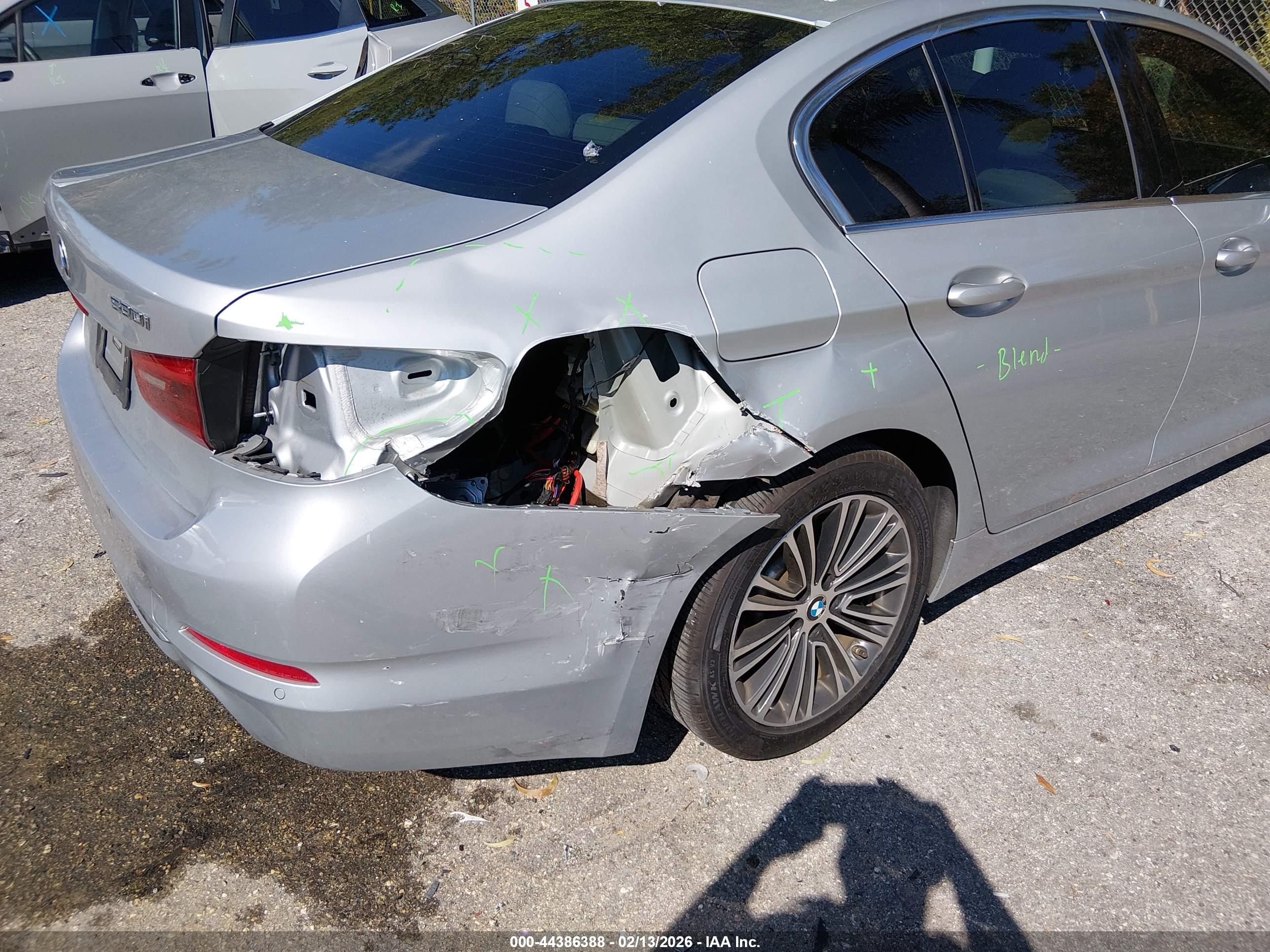 BMW 530I image 6