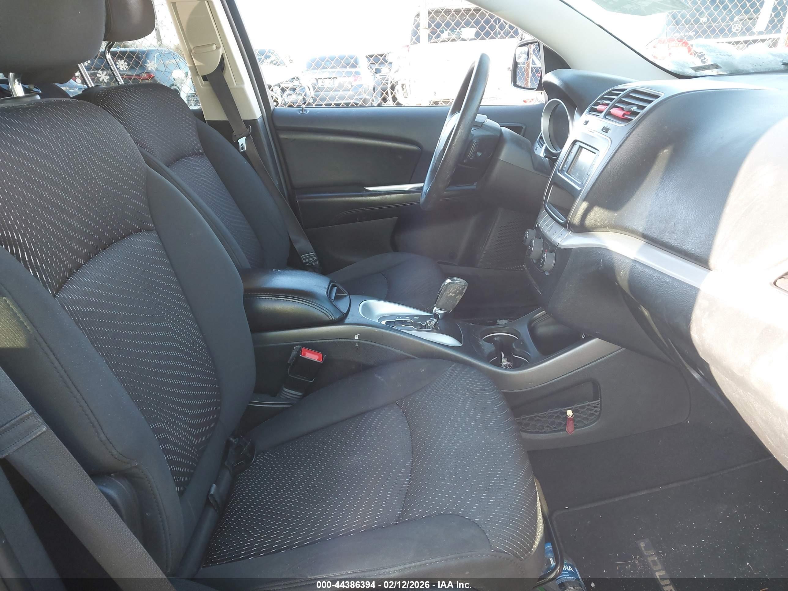 DODGE JOURNEY image 5