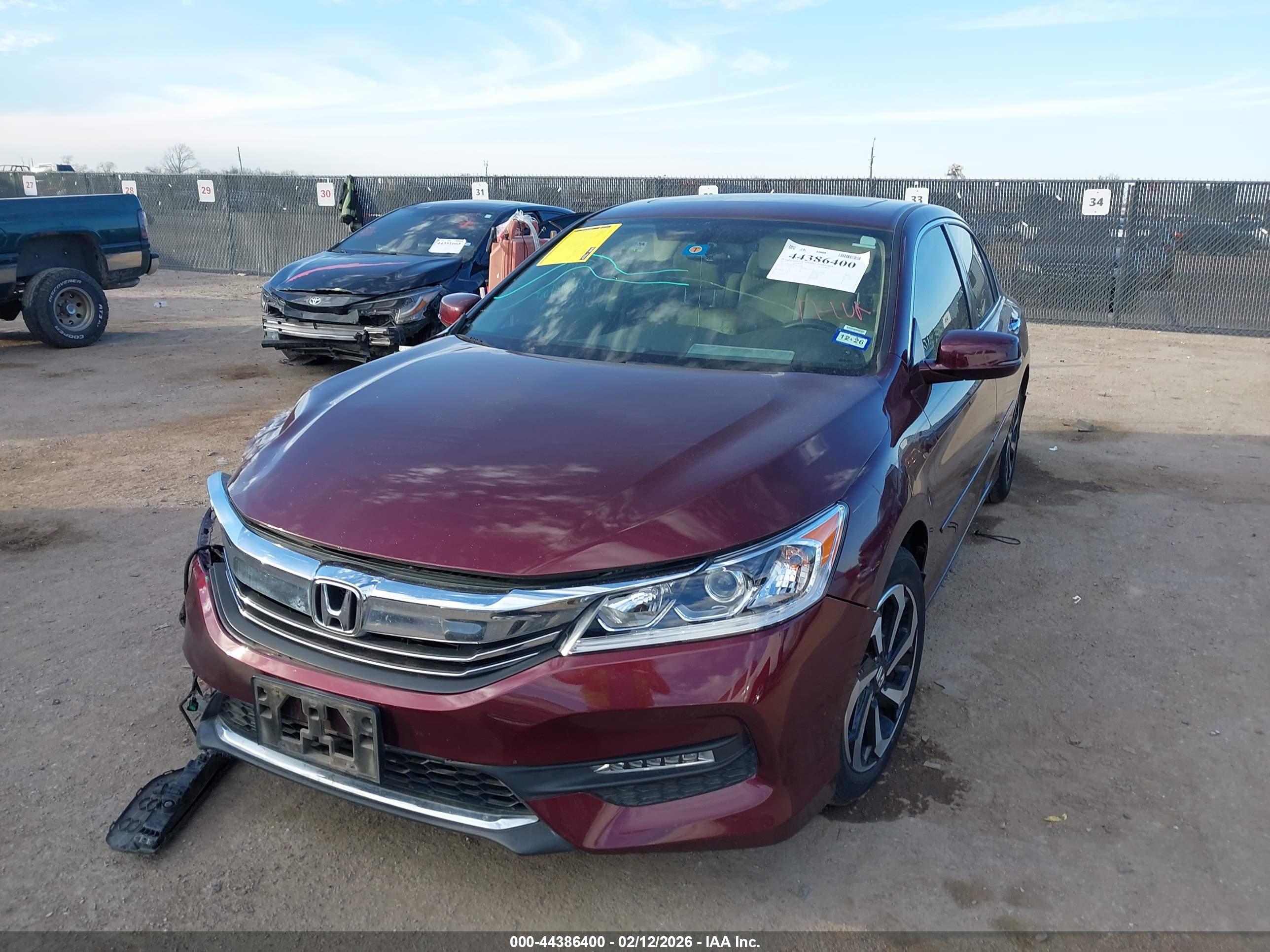HONDA ACCORD image 2