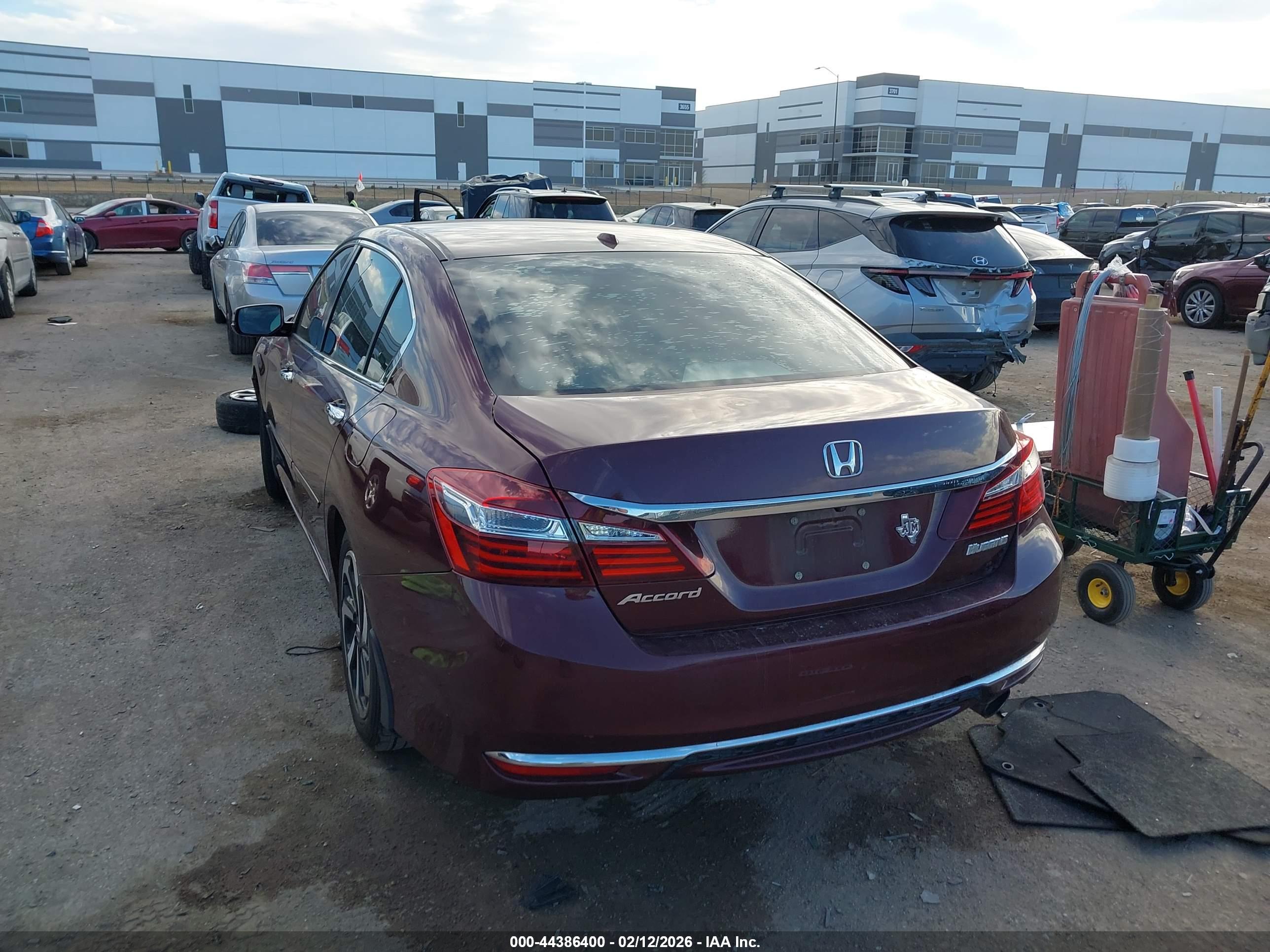 HONDA ACCORD image 3