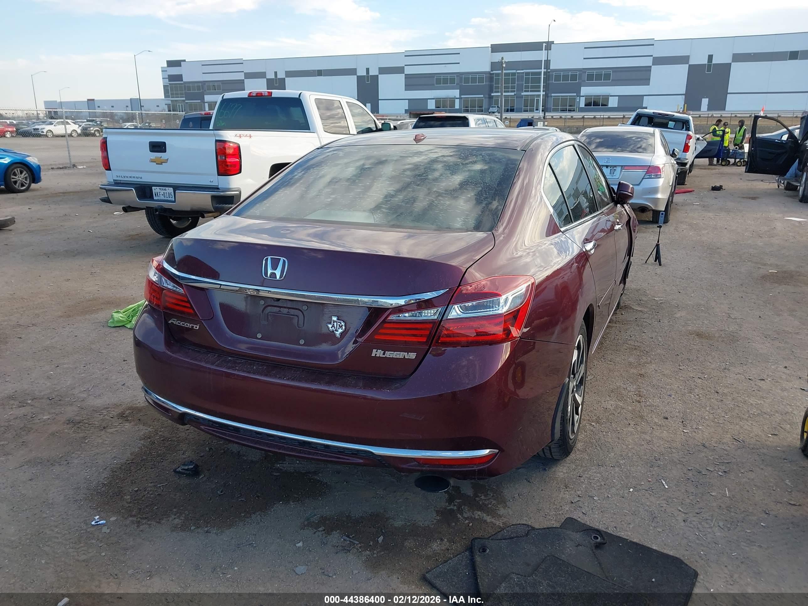 HONDA ACCORD image 4