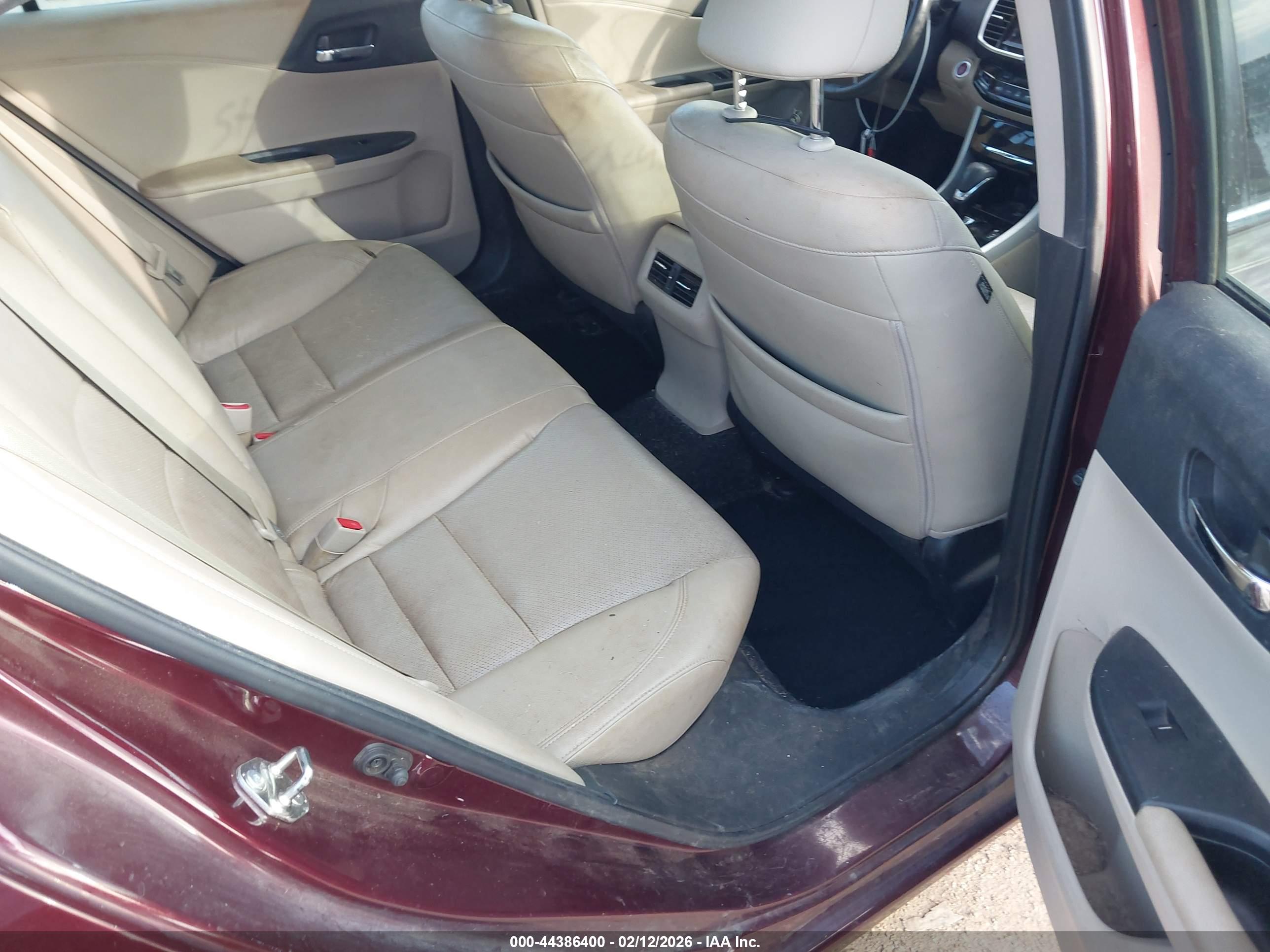 HONDA ACCORD image 8