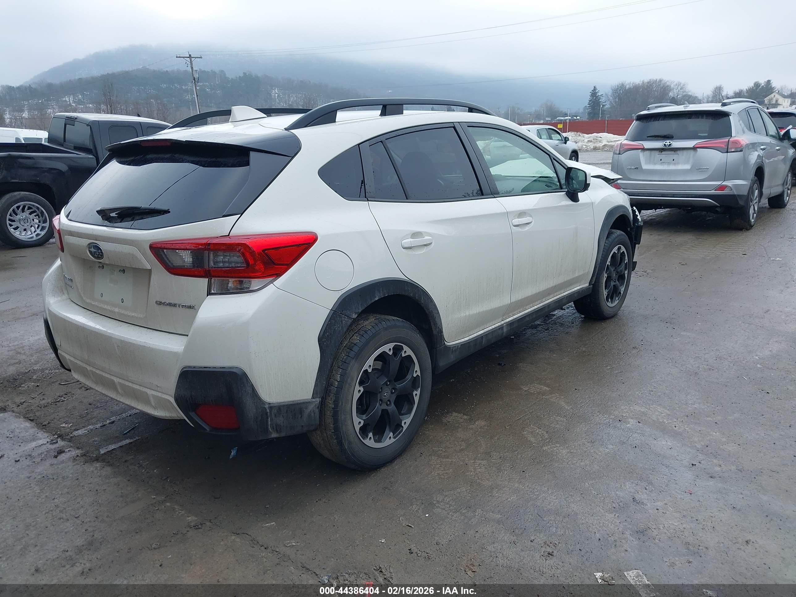 SUBARU CROSSTREK image 4