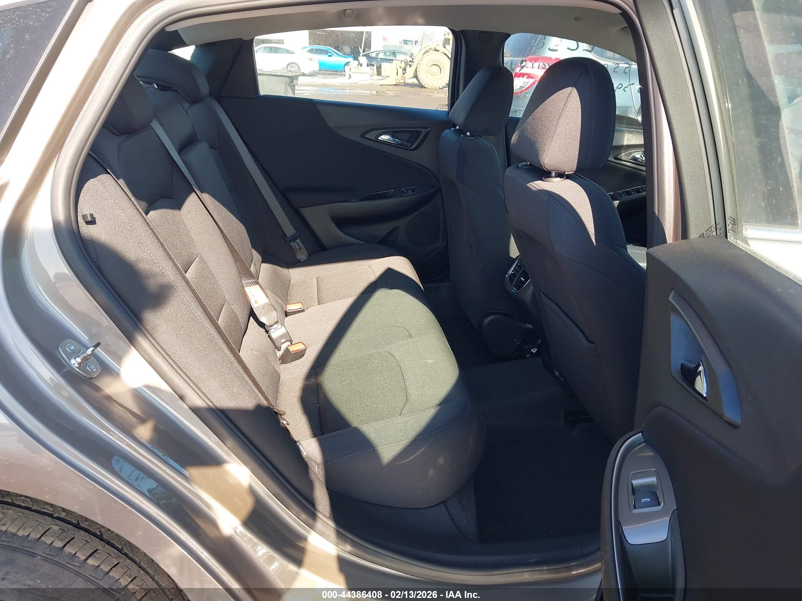 CHEVROLET MALIBU image 8