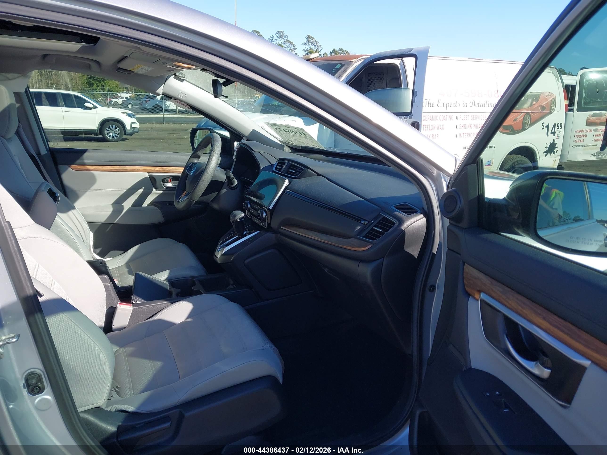 HONDA CR-V image 5