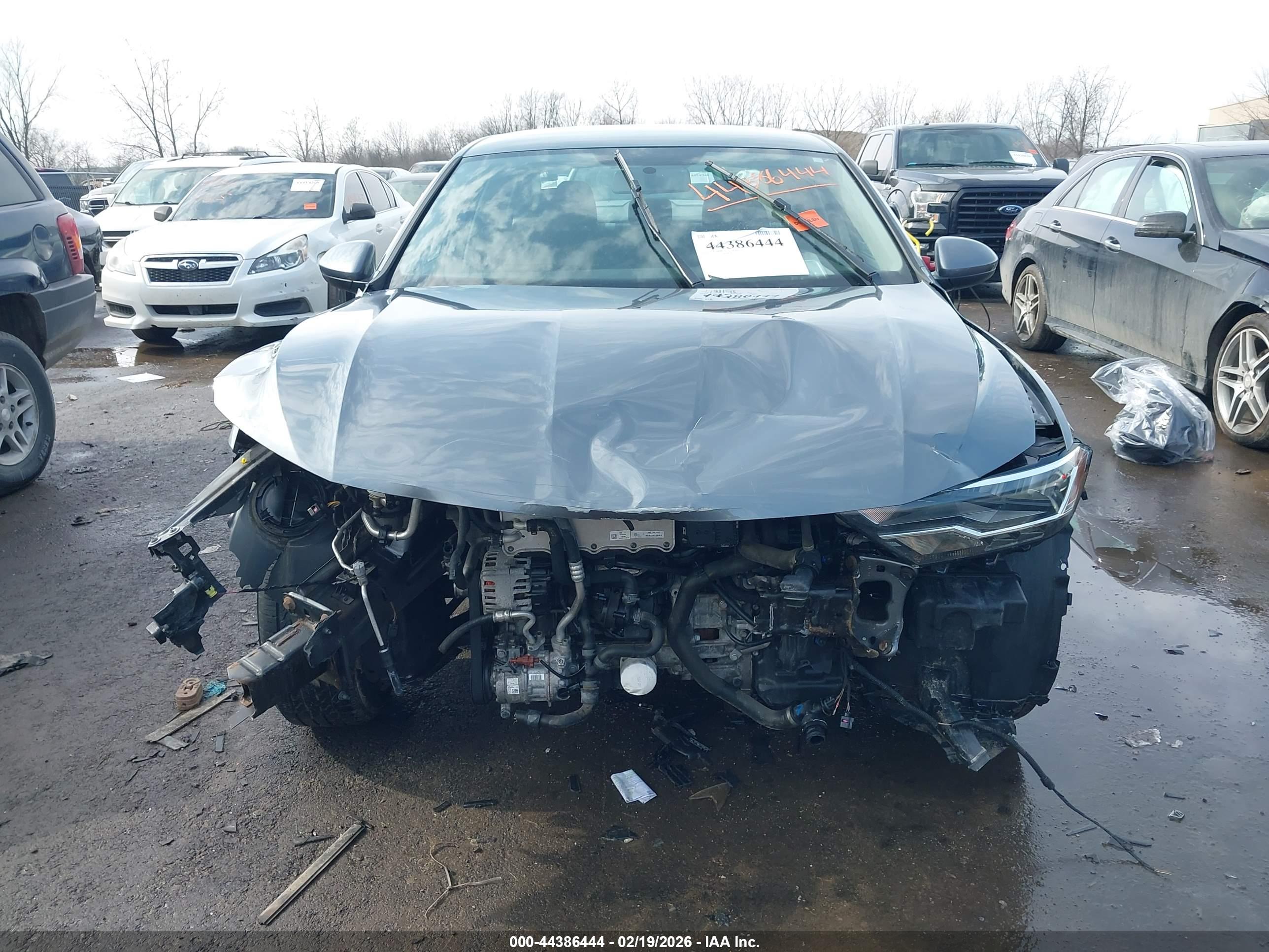 VOLKSWAGEN JETTA image 6