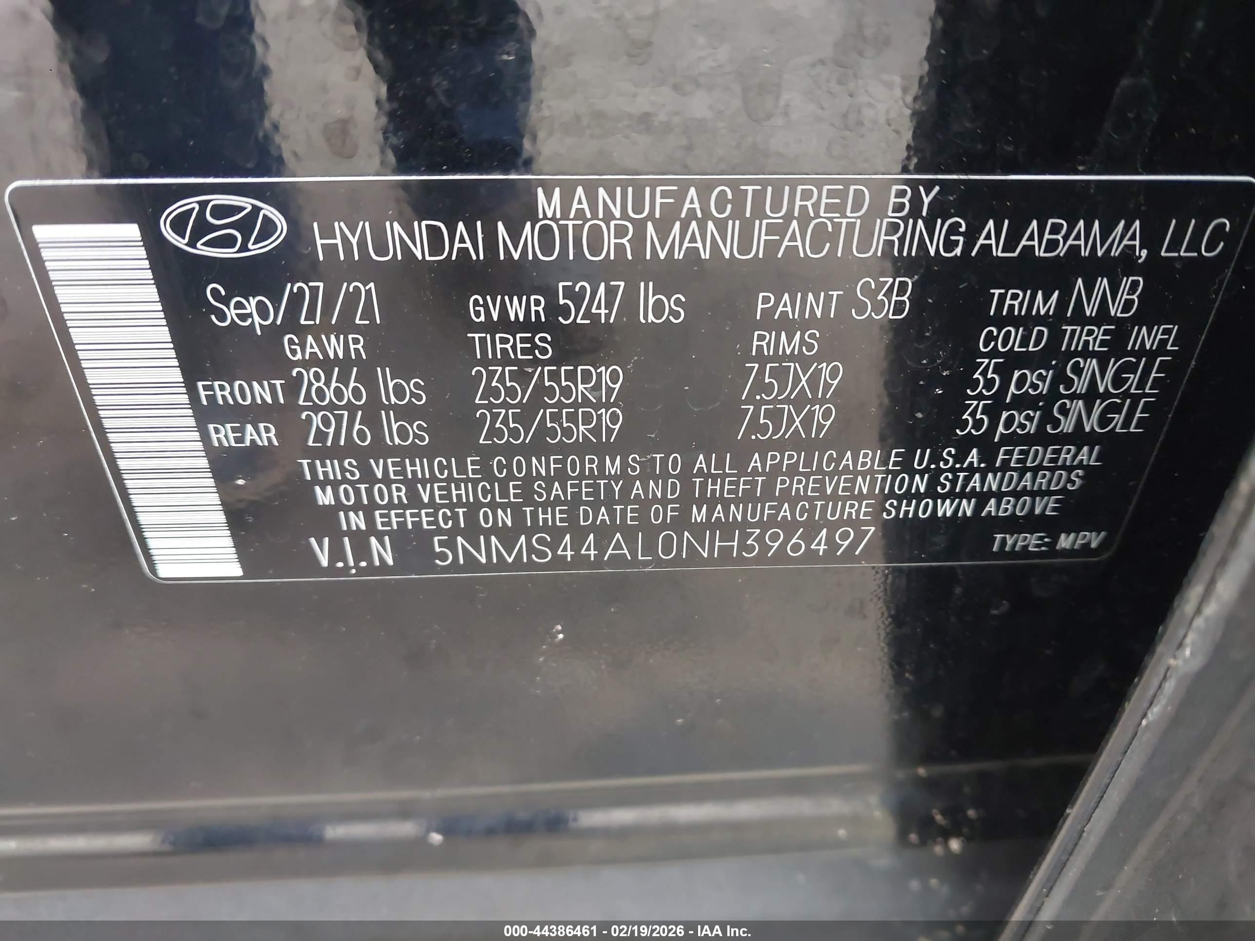 HYUNDAI SANTA image 9