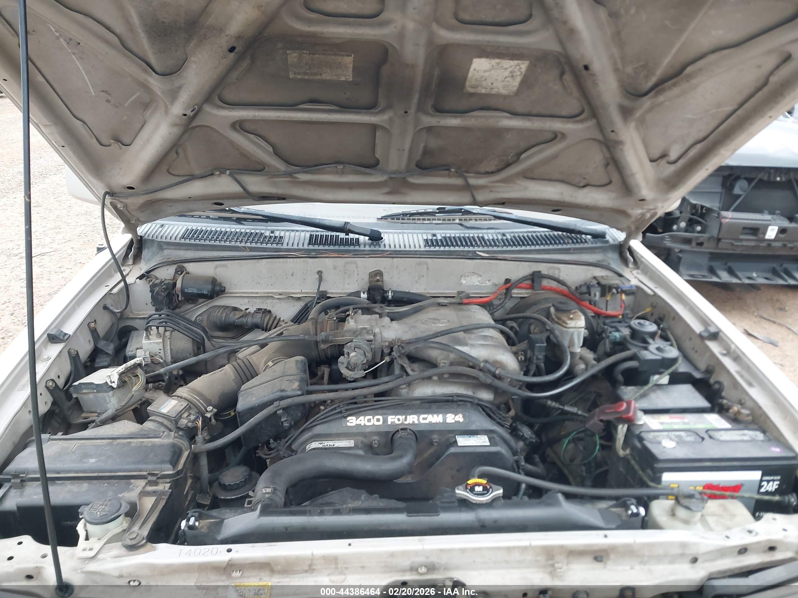 TOYOTA 4RUNNER image 10