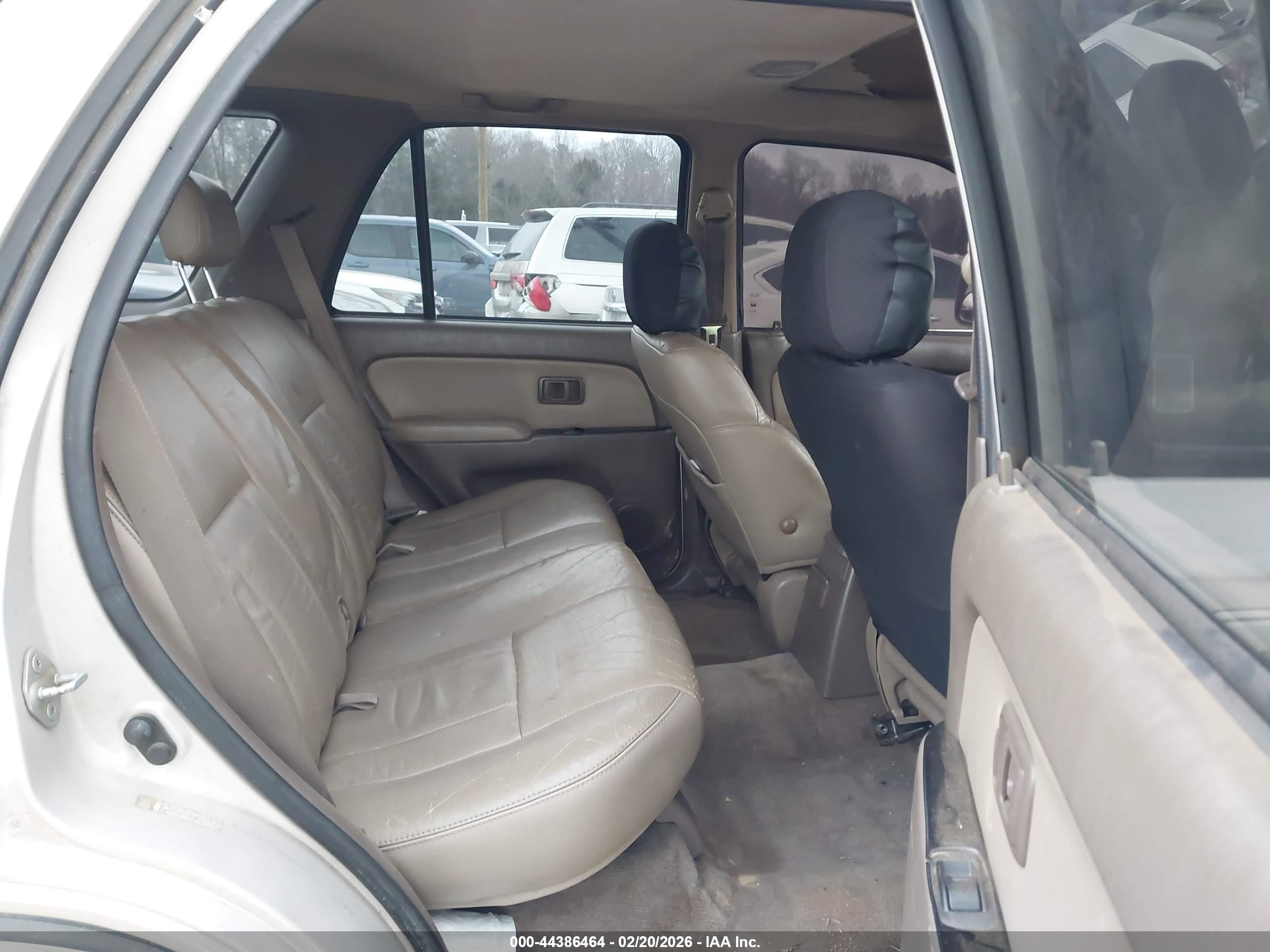 TOYOTA 4RUNNER image 8