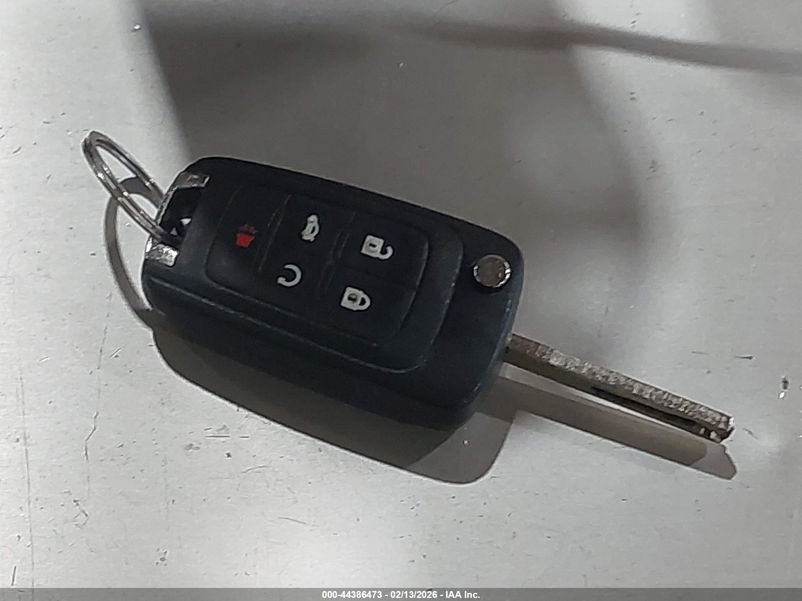 CHEVROLET EQUINOX image 11