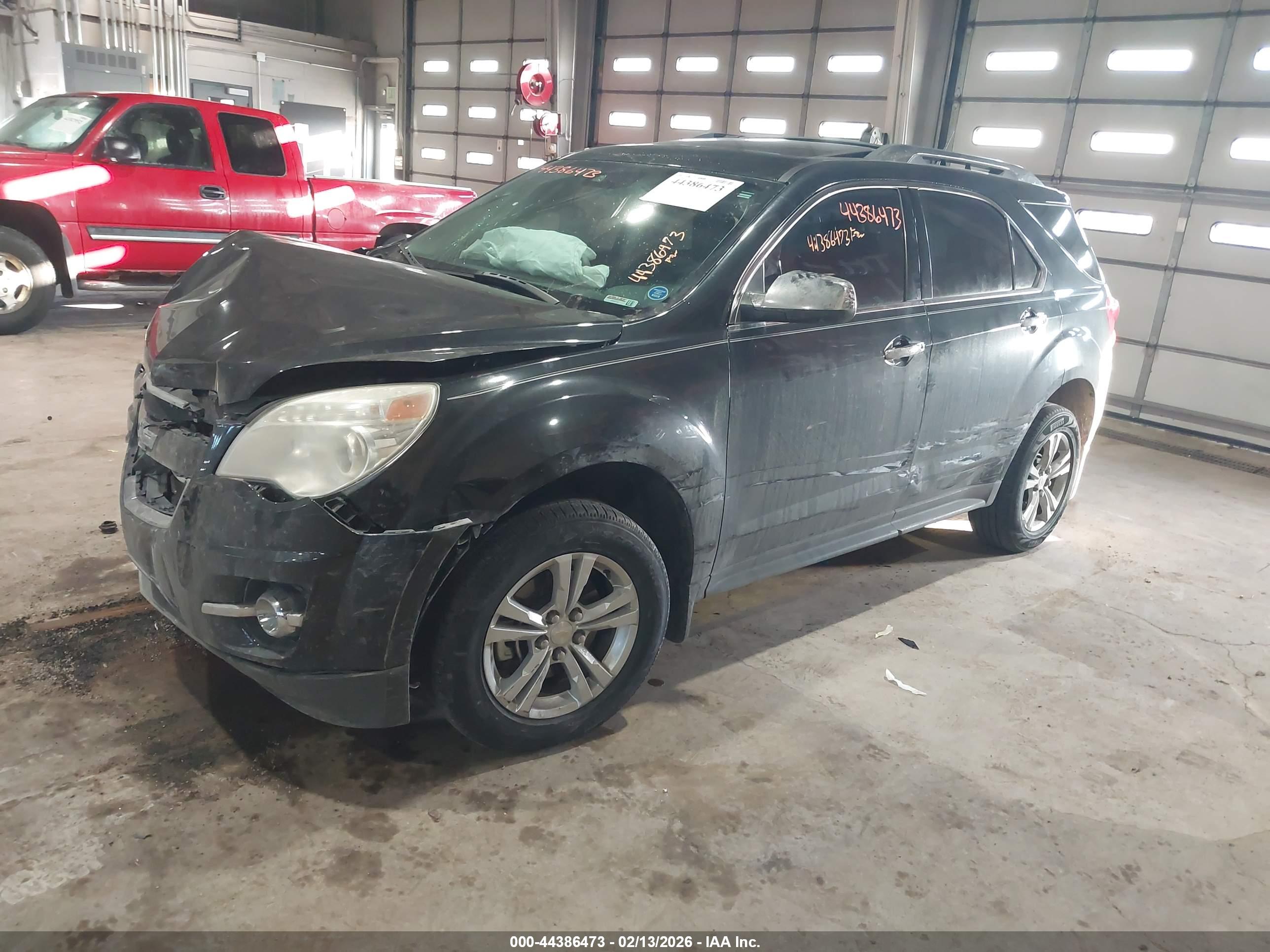 CHEVROLET EQUINOX image 2
