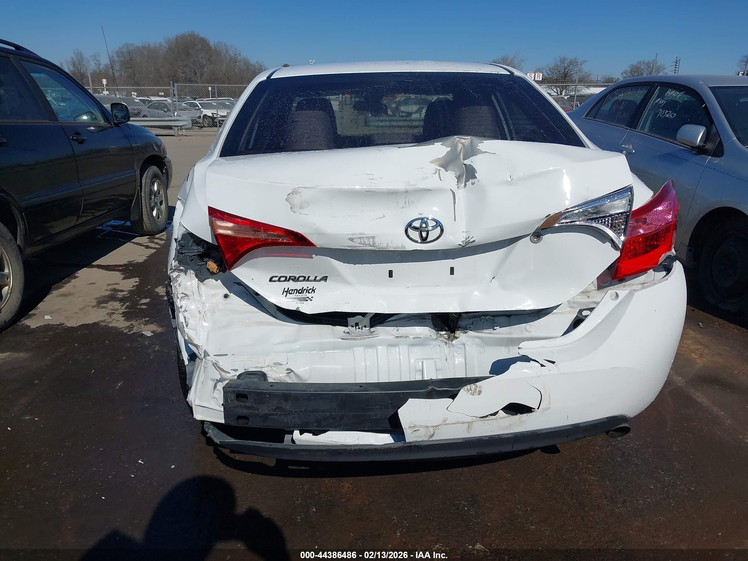TOYOTA COROLLA image 6