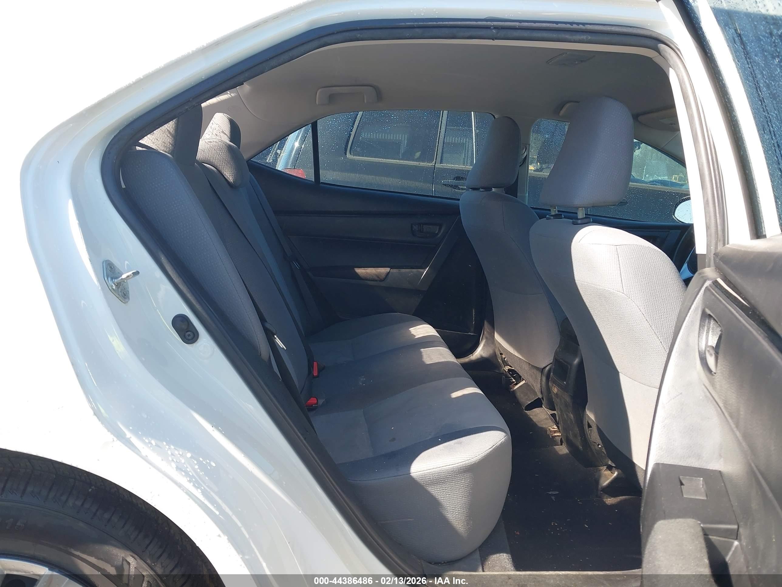 TOYOTA COROLLA image 8
