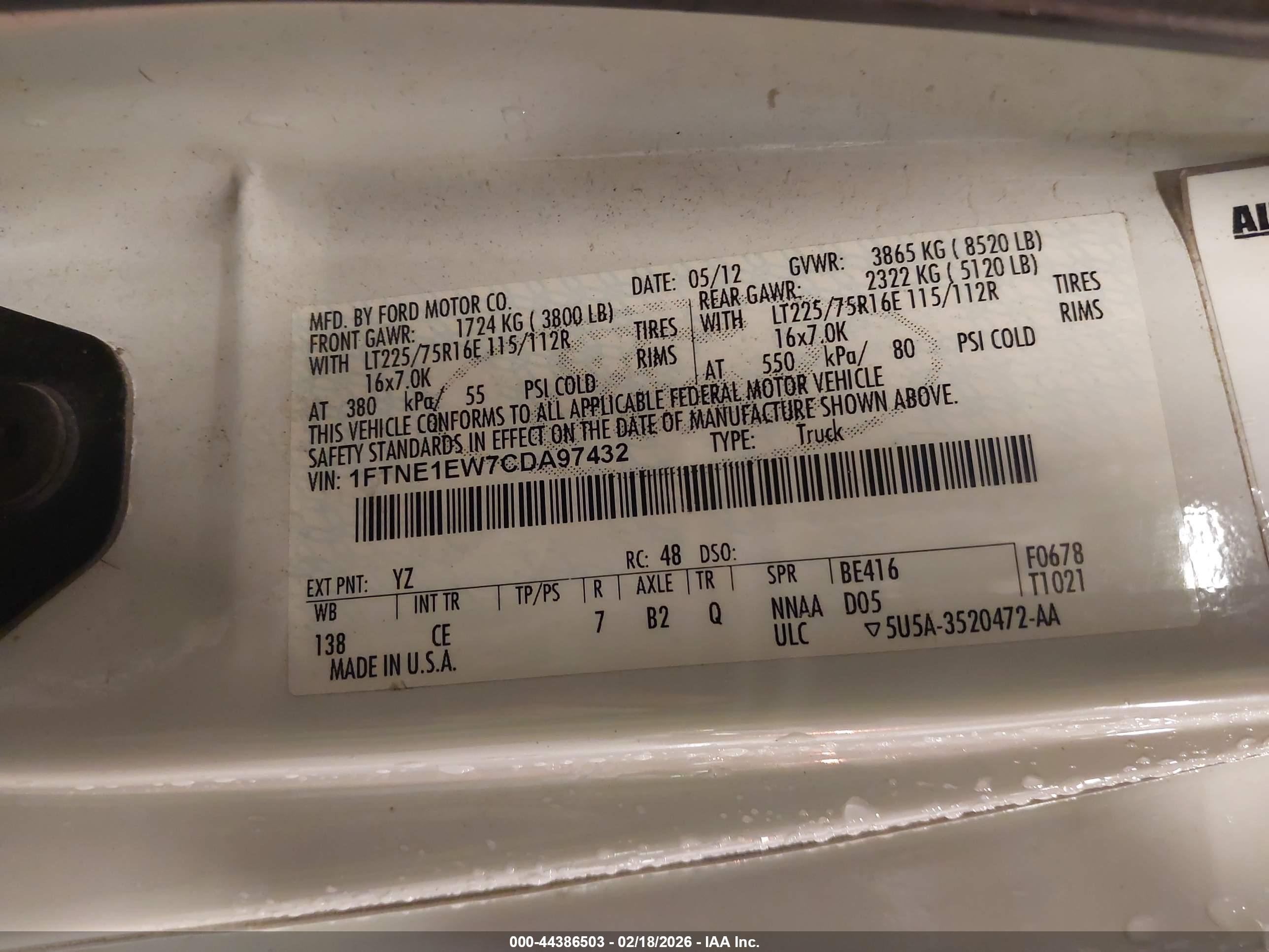 FORD E-150 image 9