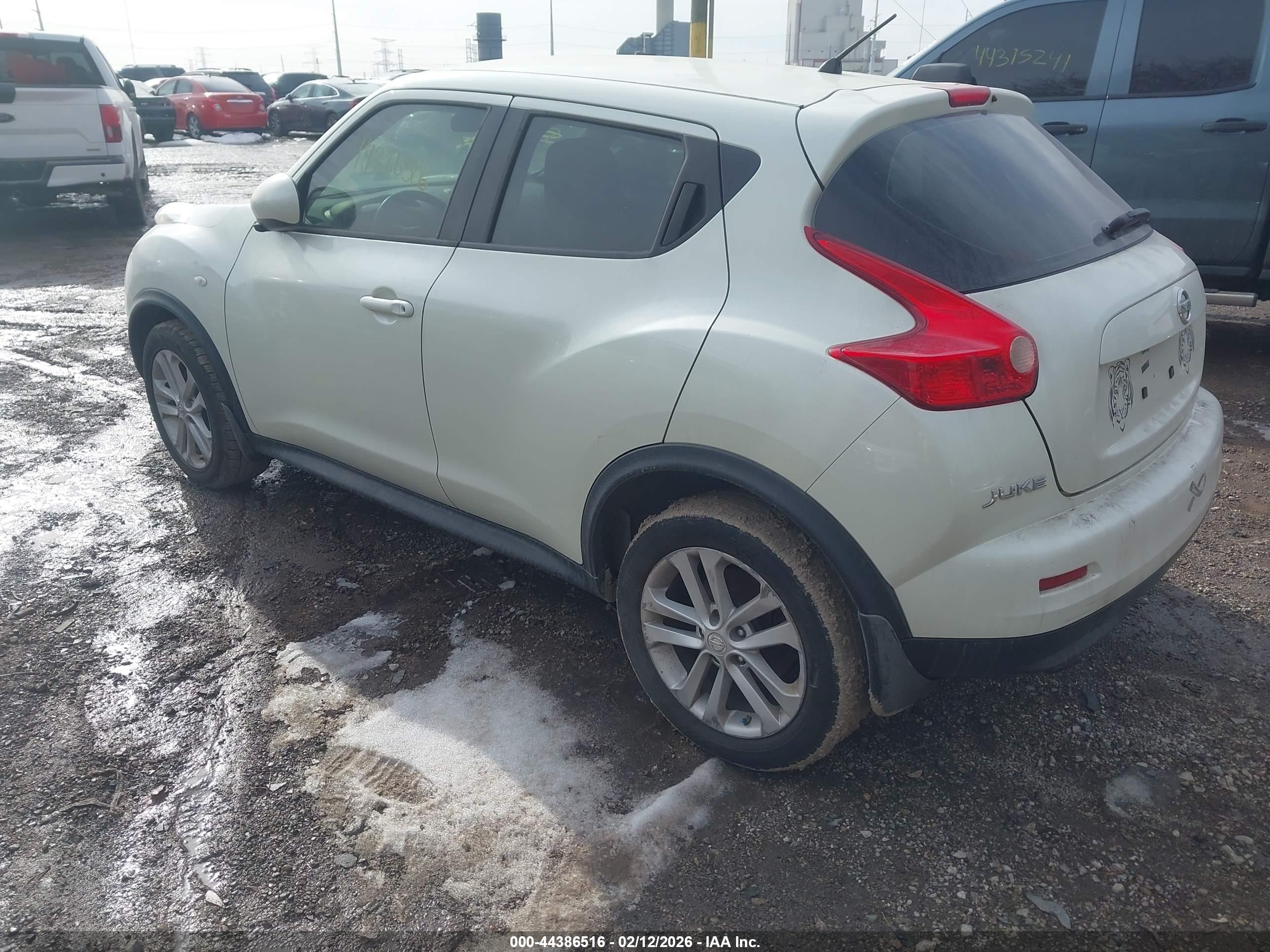 NISSAN JUKE image 3