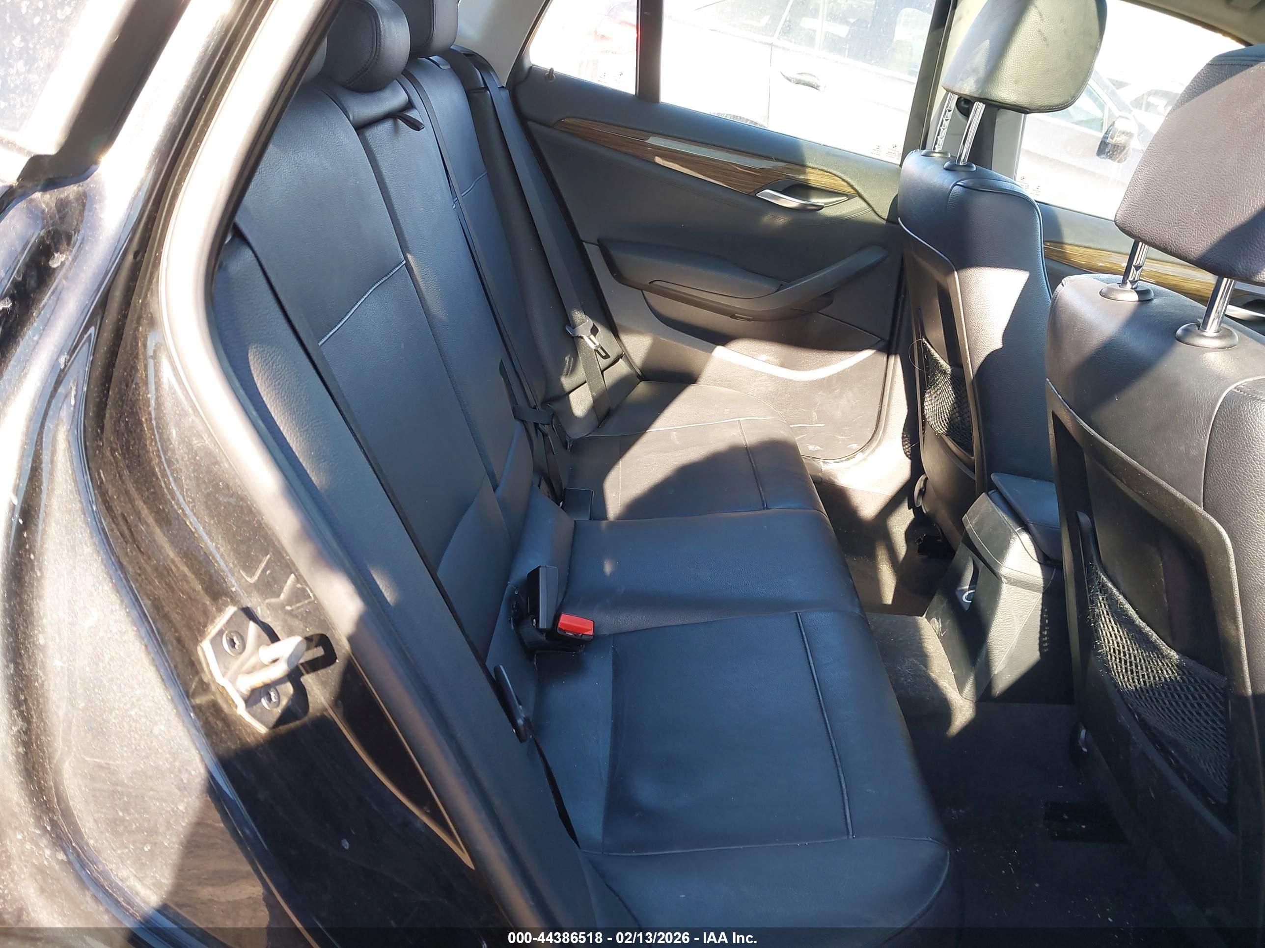 BMW X1 image 8