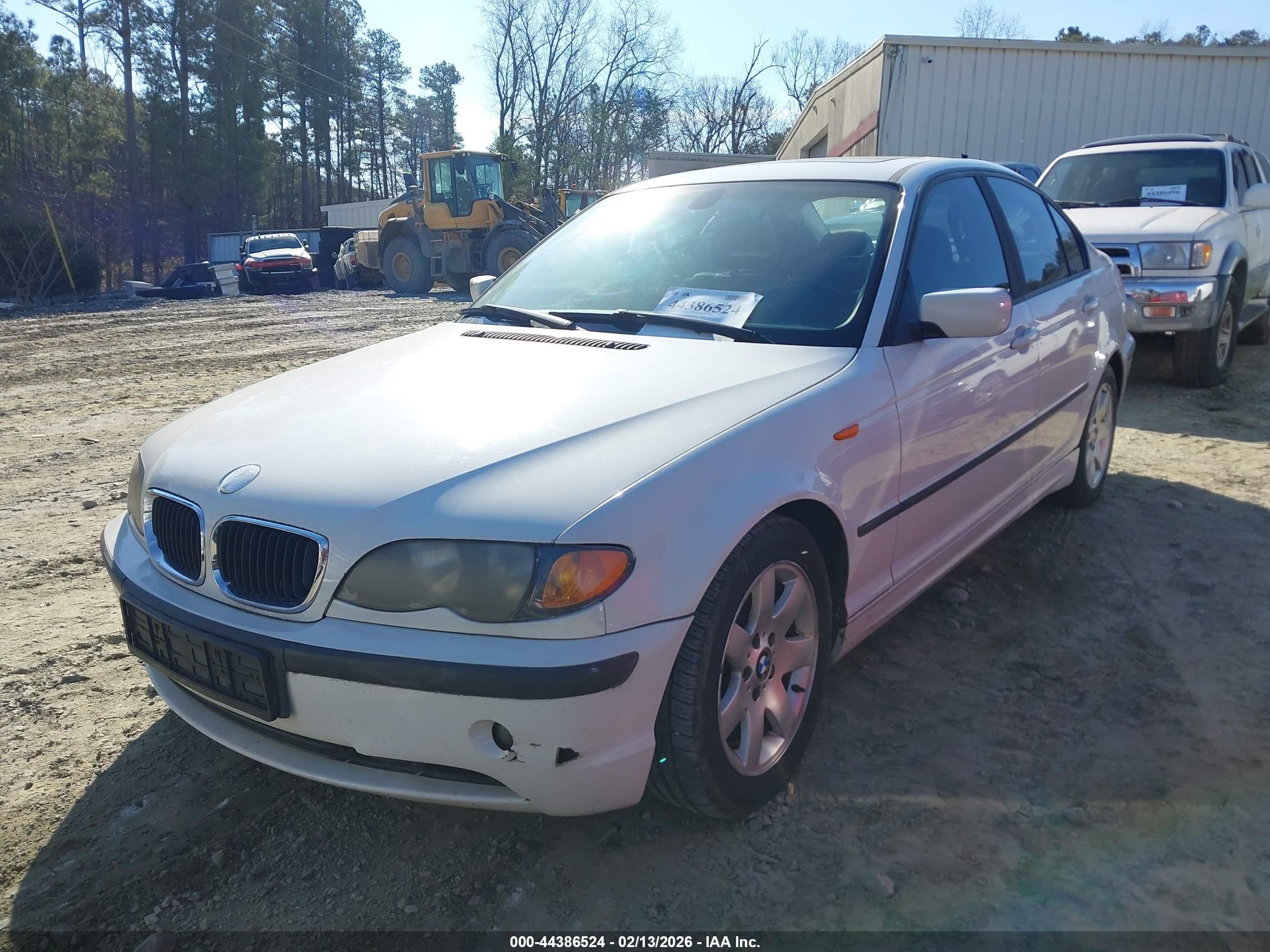 BMW 325I image 2