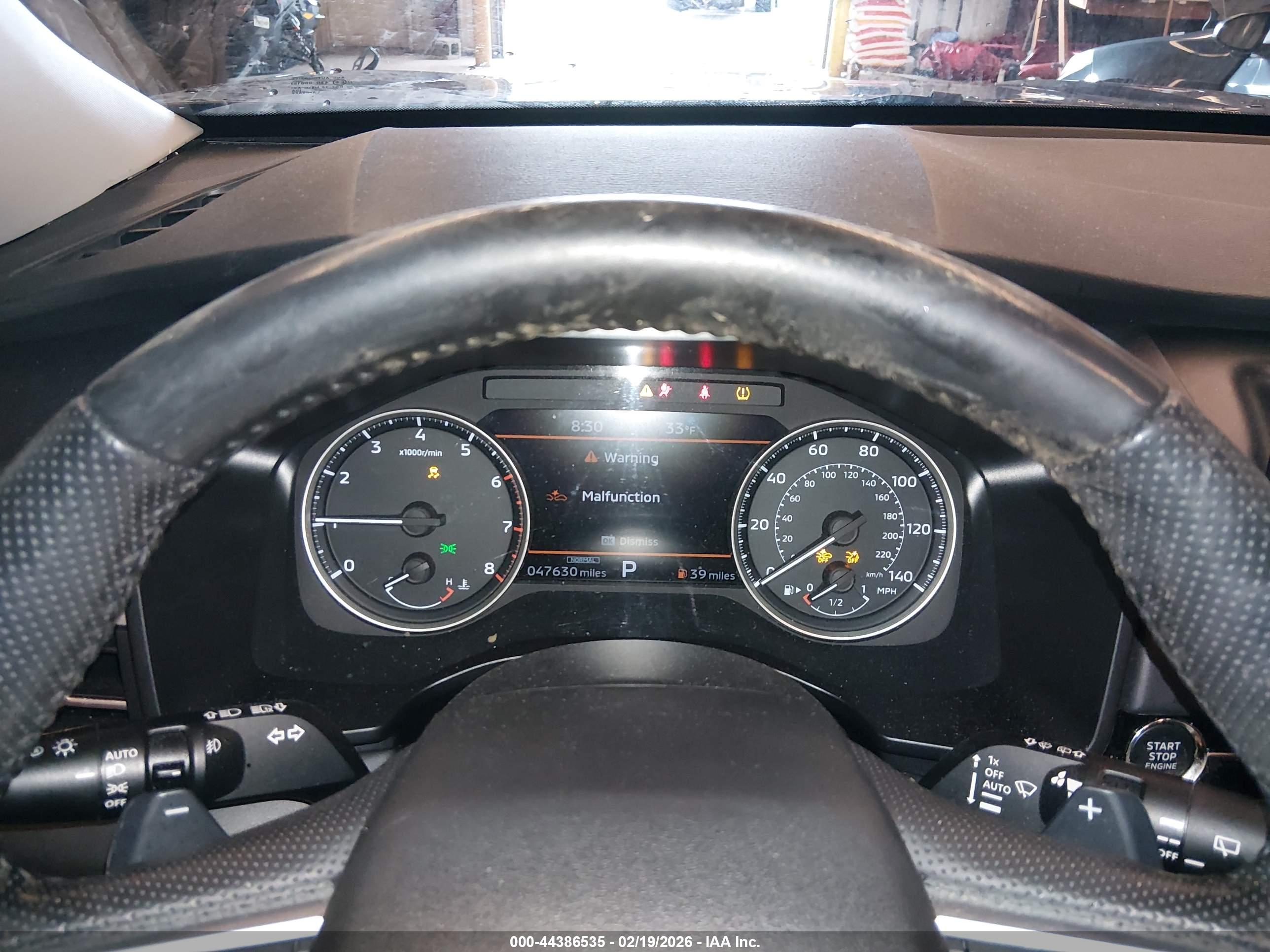 MITSUBISHI OUTLANDER image 7