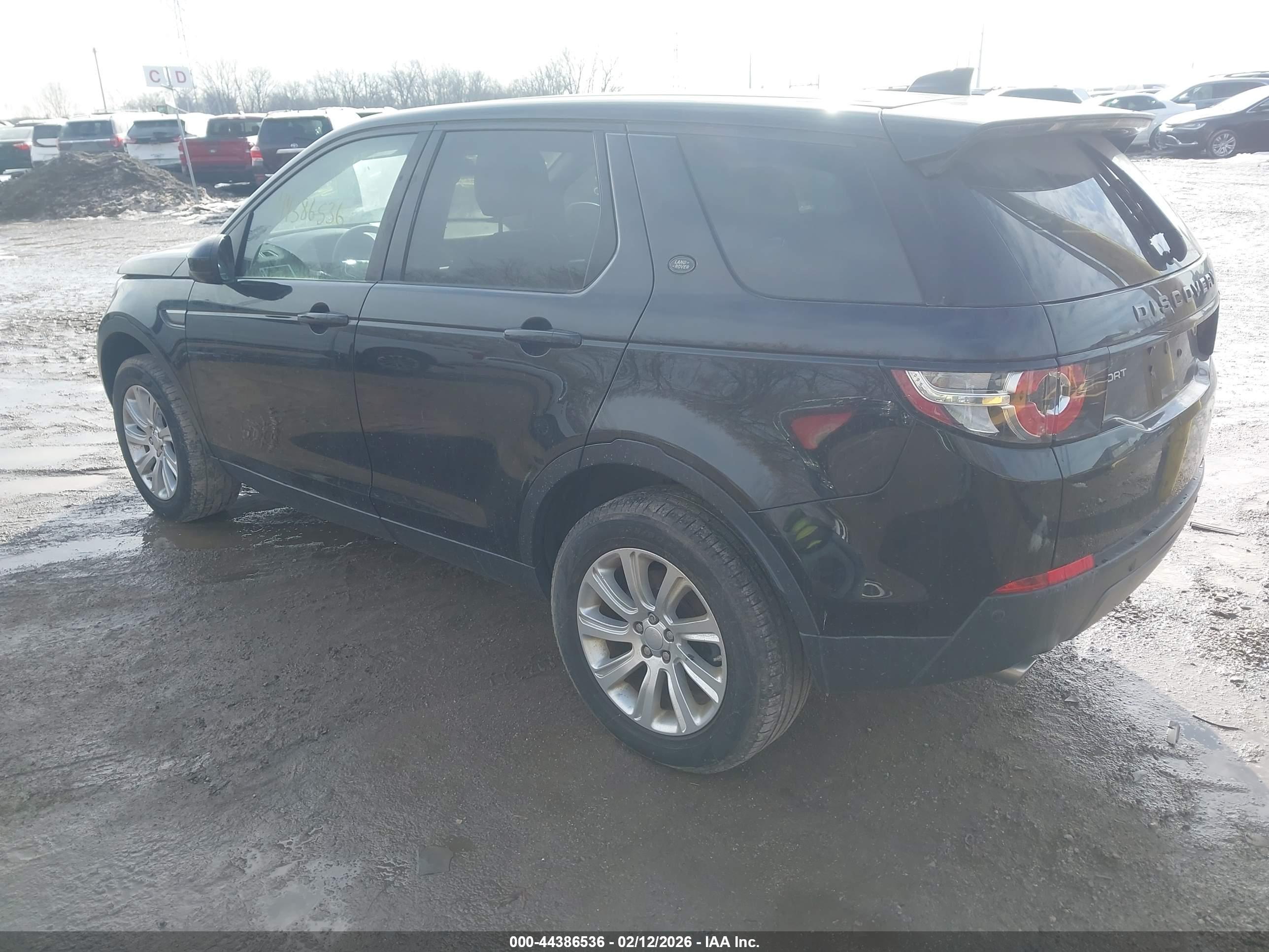 LAND ROVER image 3