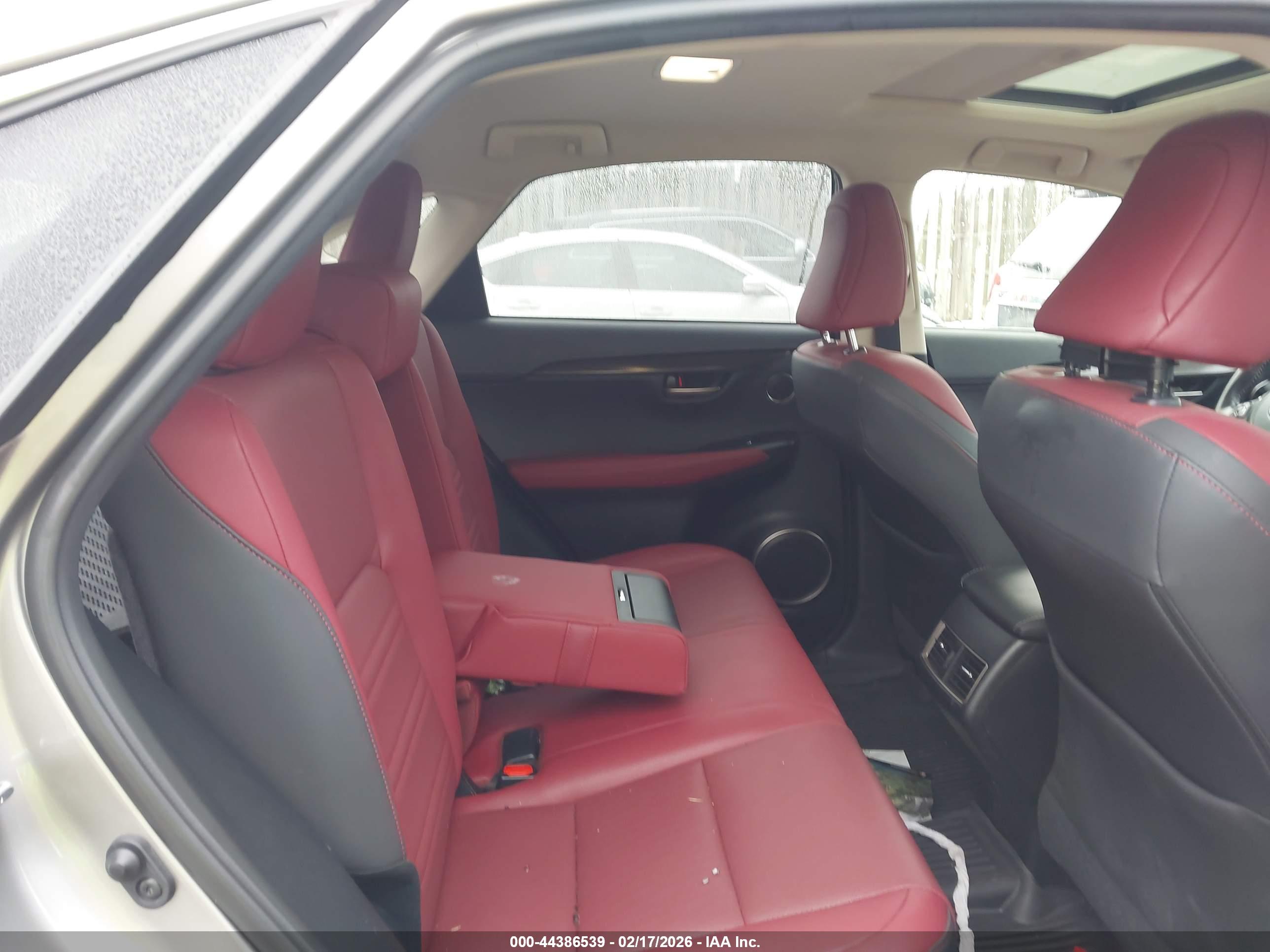 LEXUS NX image 8