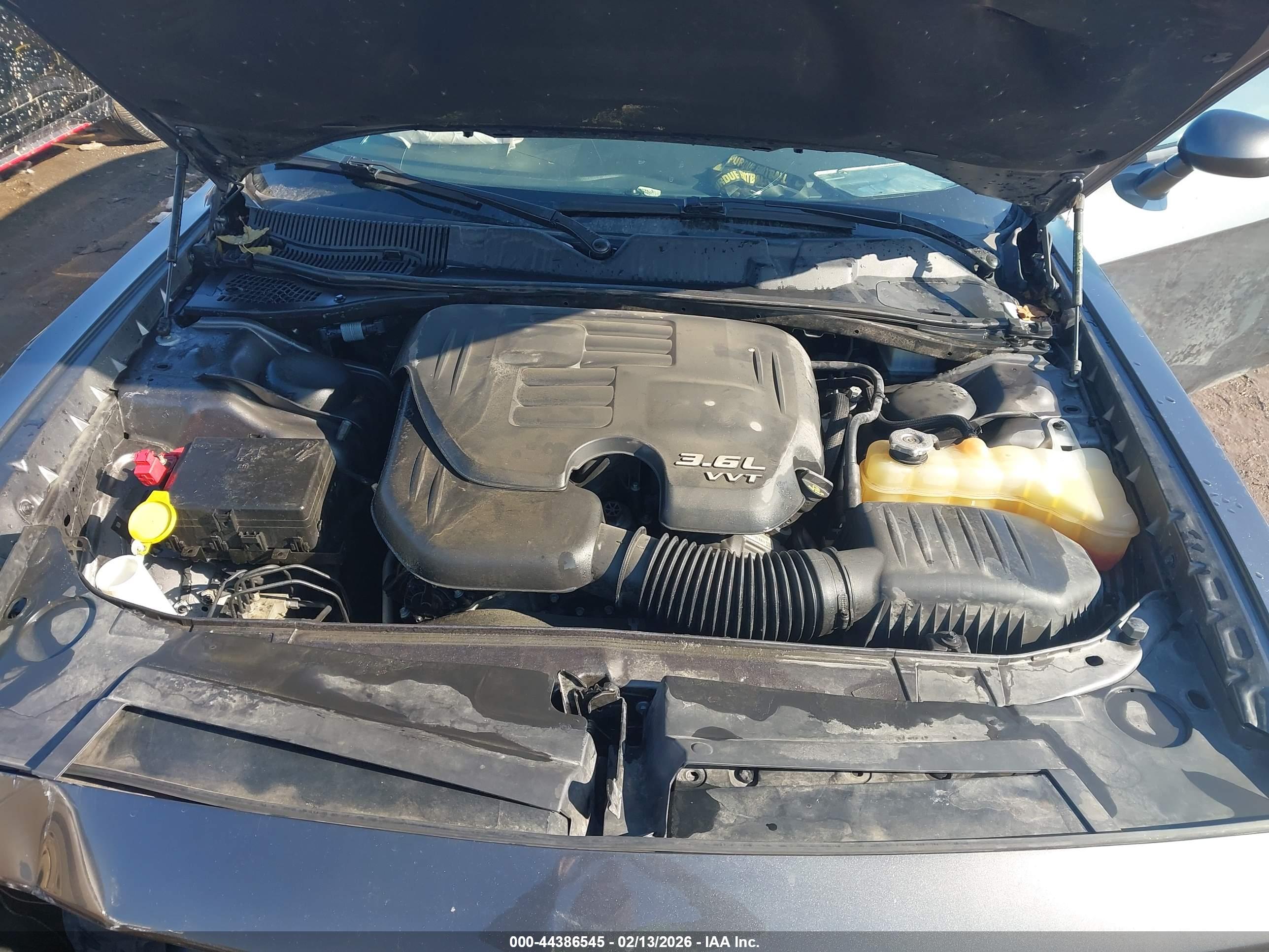 DODGE CHALLENGER image 10