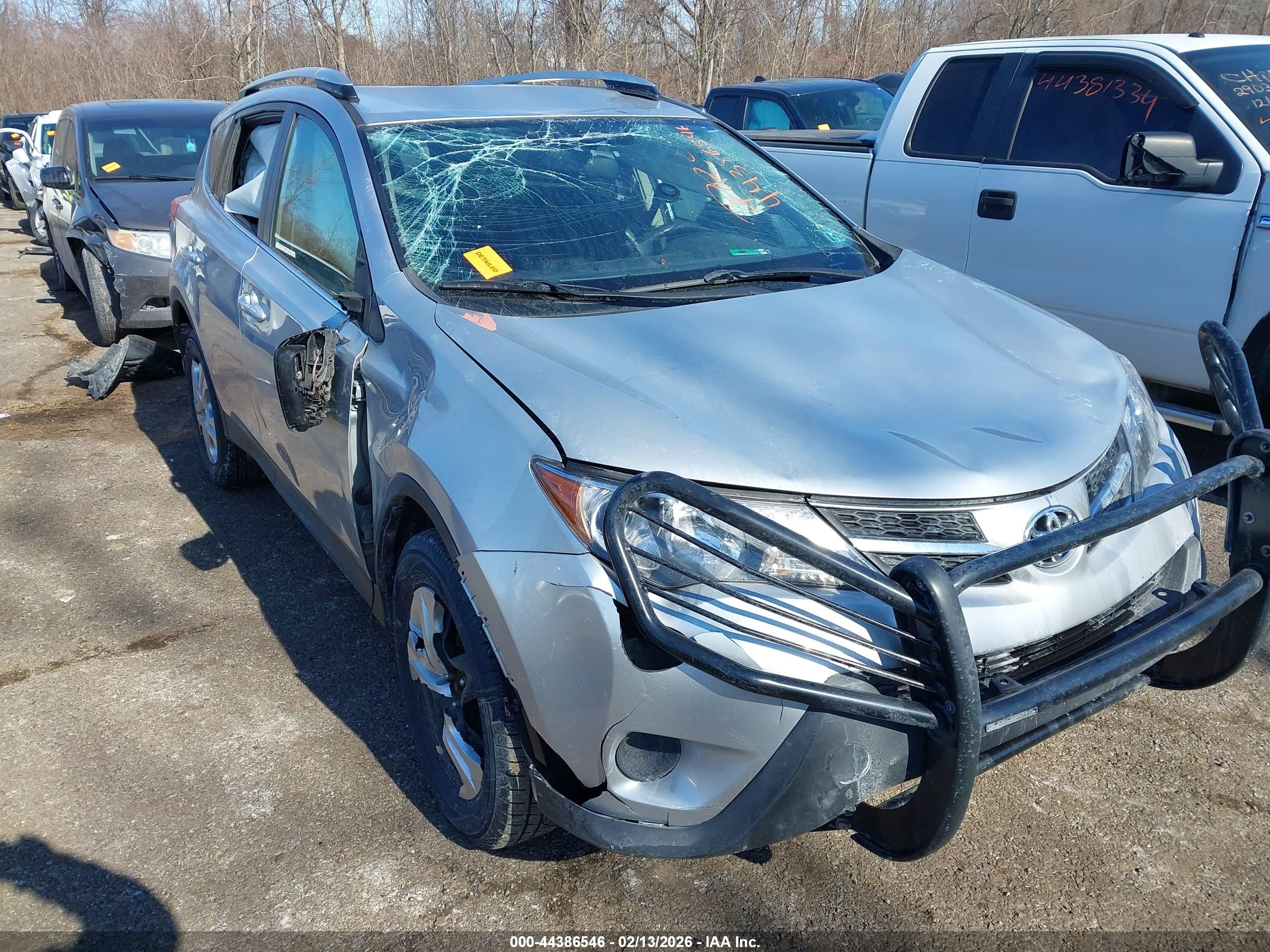 TOYOTA RAV4 image 6